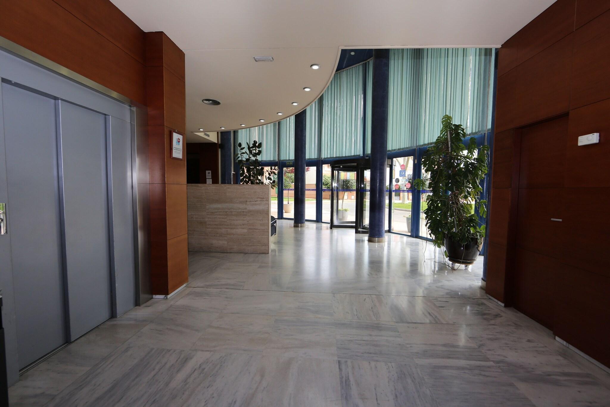 Vista Lobby Hotel Universidad