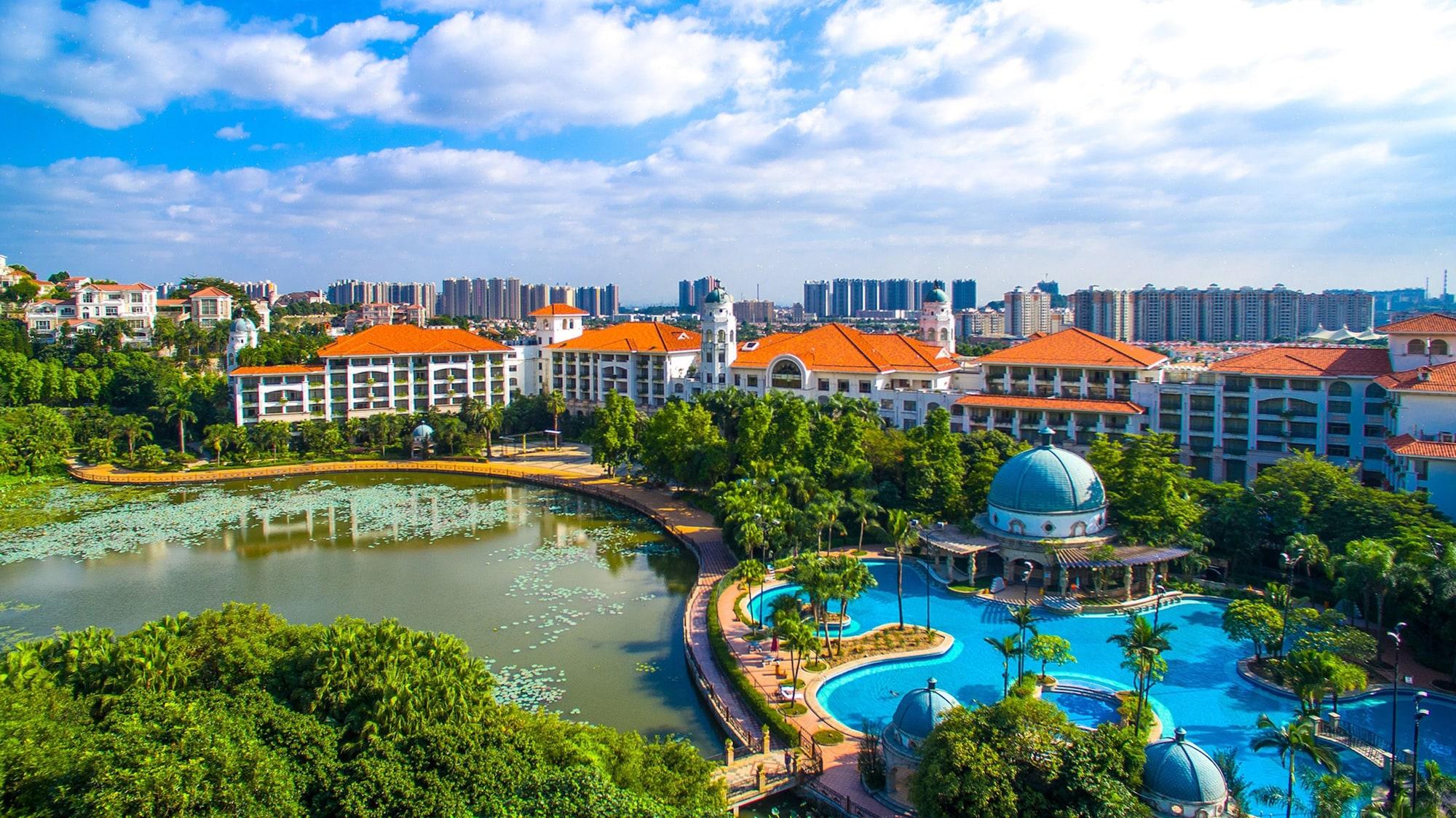 Vista Exterior Guangzhou Phoenix City Hotel