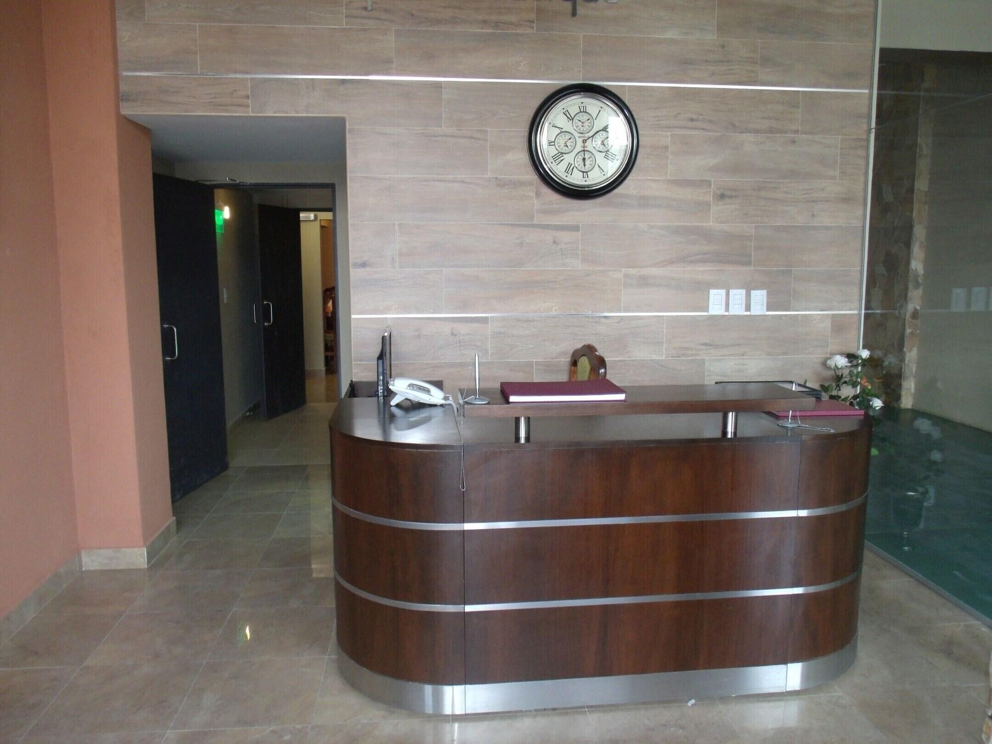 Vista Lobby Casa Magno