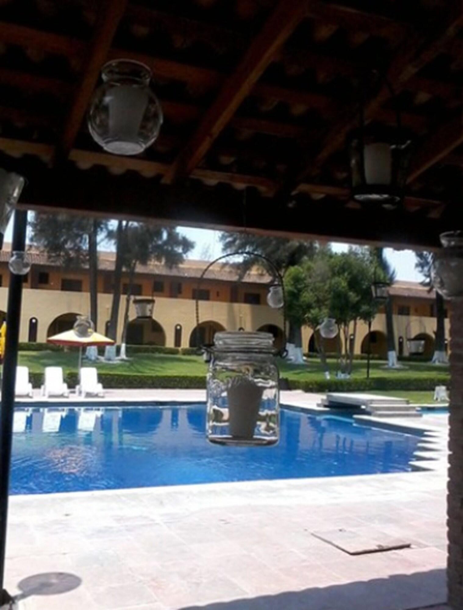 Centro de Negocios Casa Cantarranas