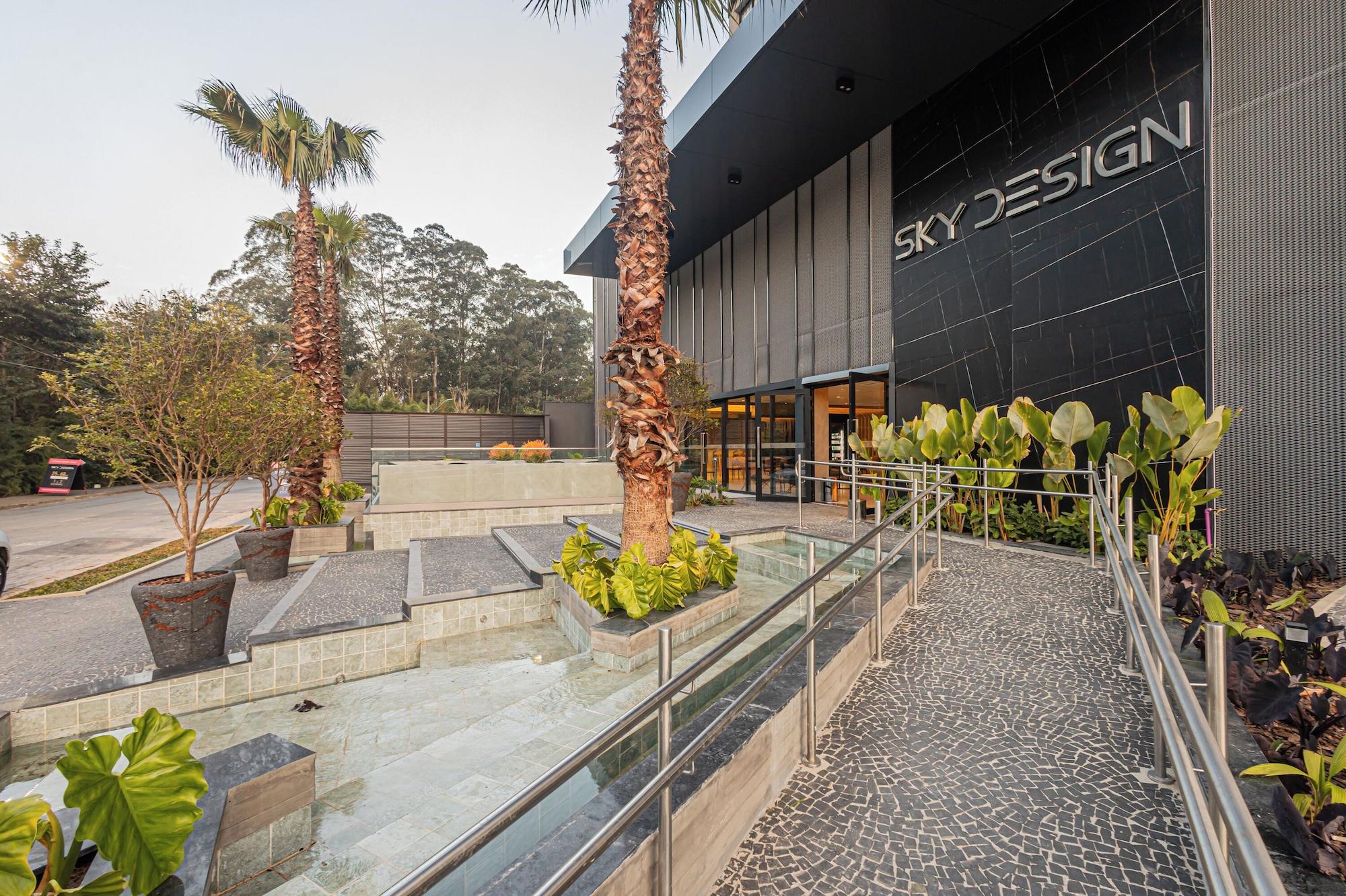 Vista Exterior Sky Design Alphaville Housi by Anora