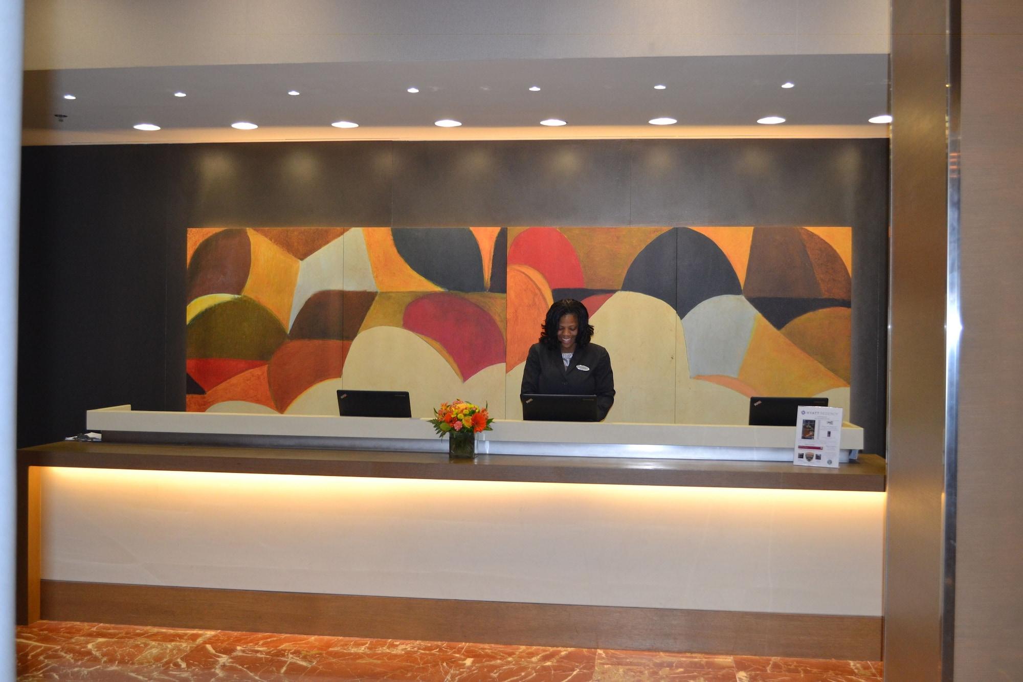 Vista Lobby Hyatt Regency Birmingham-The Wynfrey Hotel
