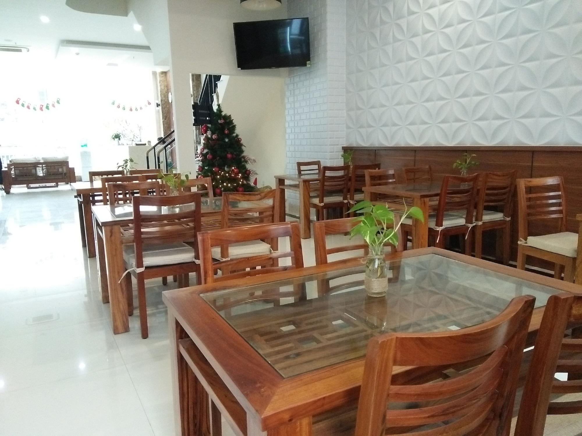 Restaurant Salamander Hotel and Apartment