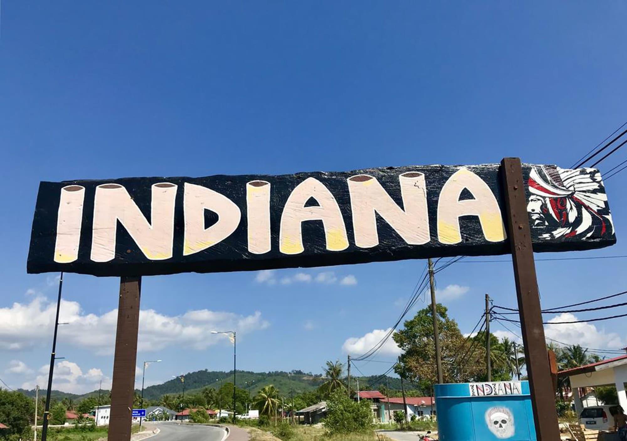 Vista Exterior Indiana Cafe and Beds