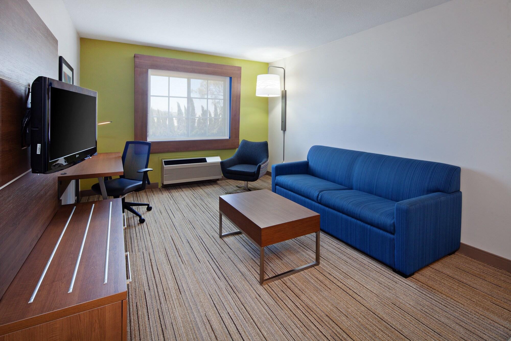 Set de Habitación Holiday Inn Express Hotel & Suites San Diego-Escondido by IHG