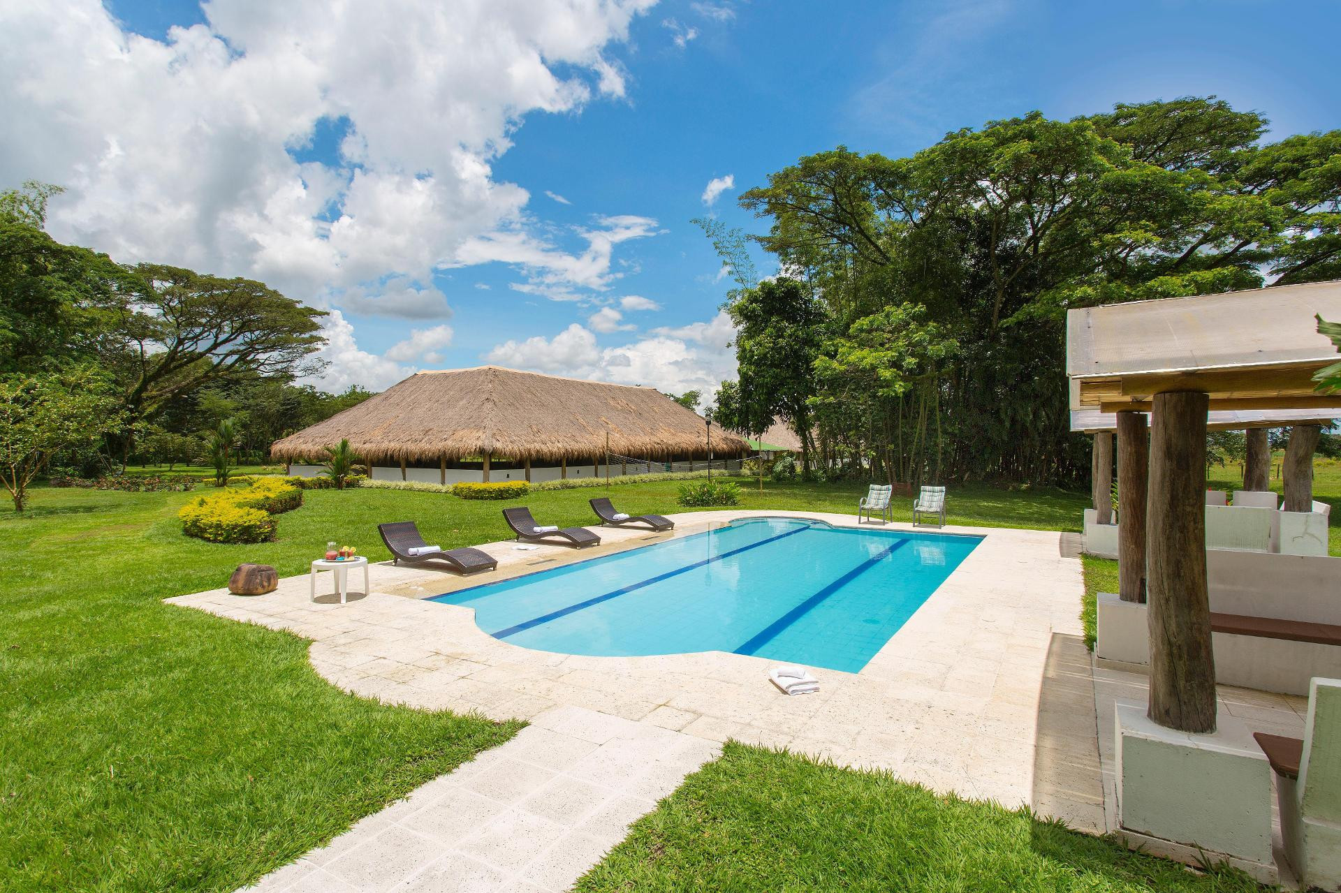 Vista Exterior Cinaruco Caney