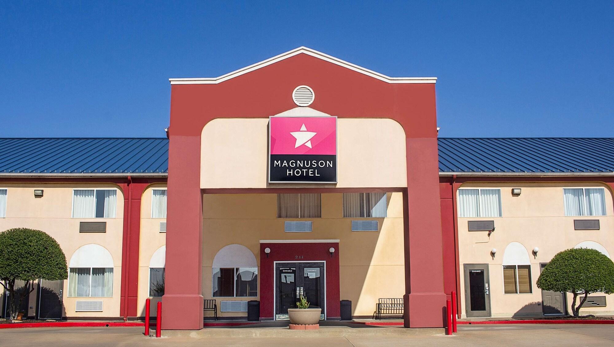 Vista Exterior Magnuson Hotel Sand Springs - Tulsa West