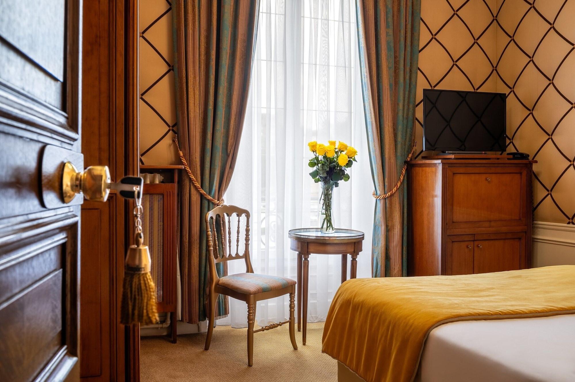 Habitación Grand Hotel des Templiers