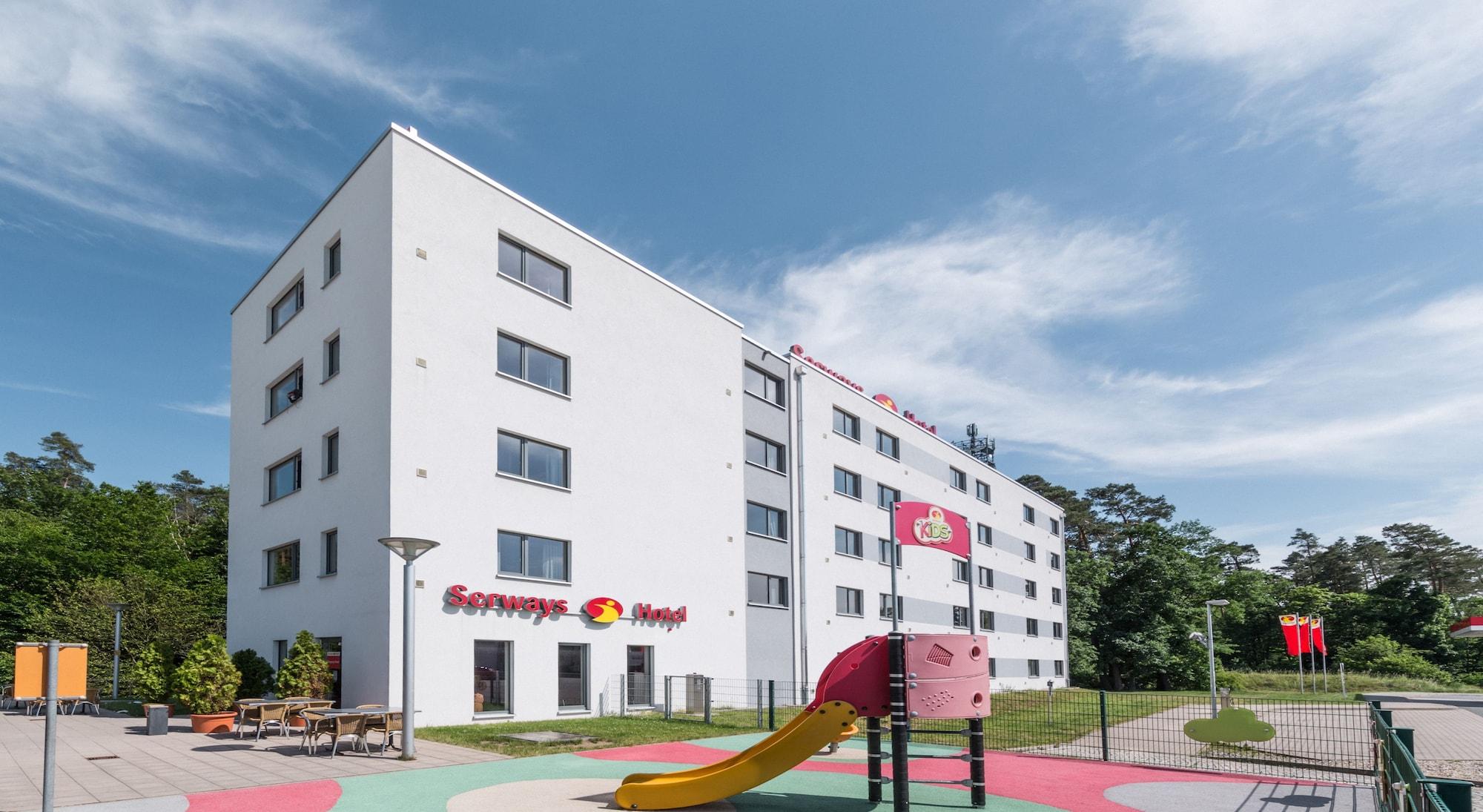 Instalaciones Recreativas Serways Hotel Nürnberg Feucht Ost