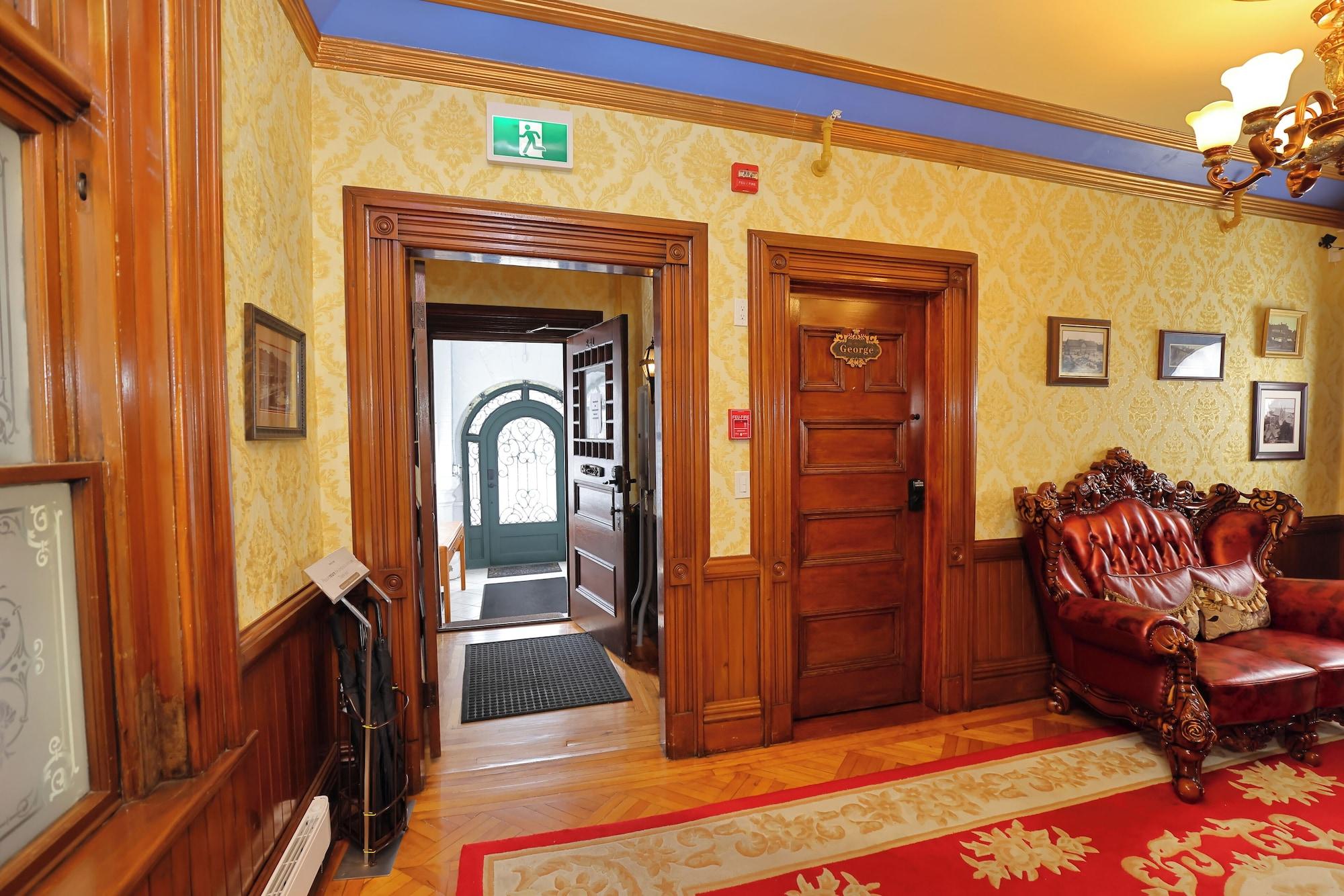 Vista Lobby Prince Inn