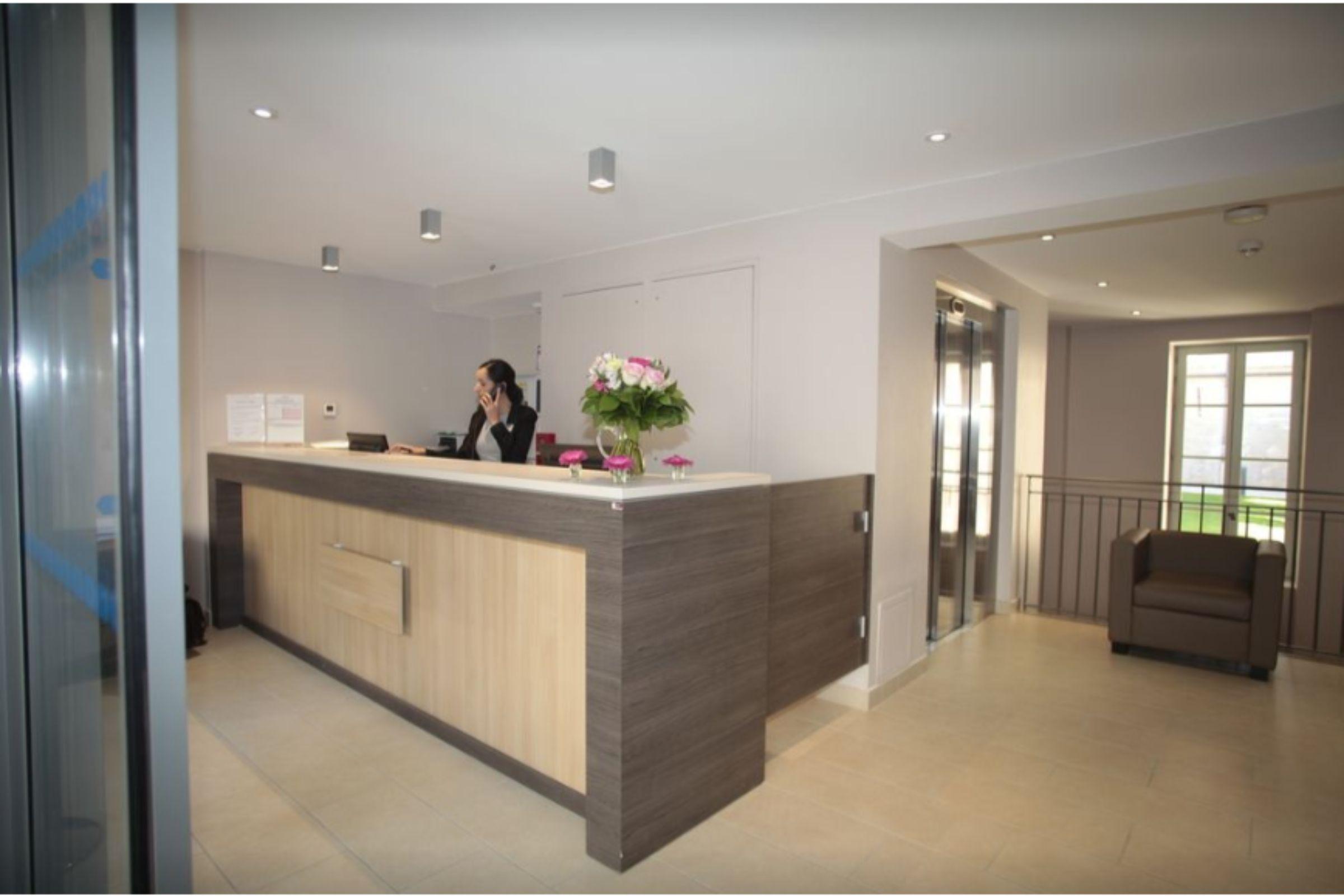 Vista Lobby Appart Hotel Odalys City Dijon Les Cordeliers