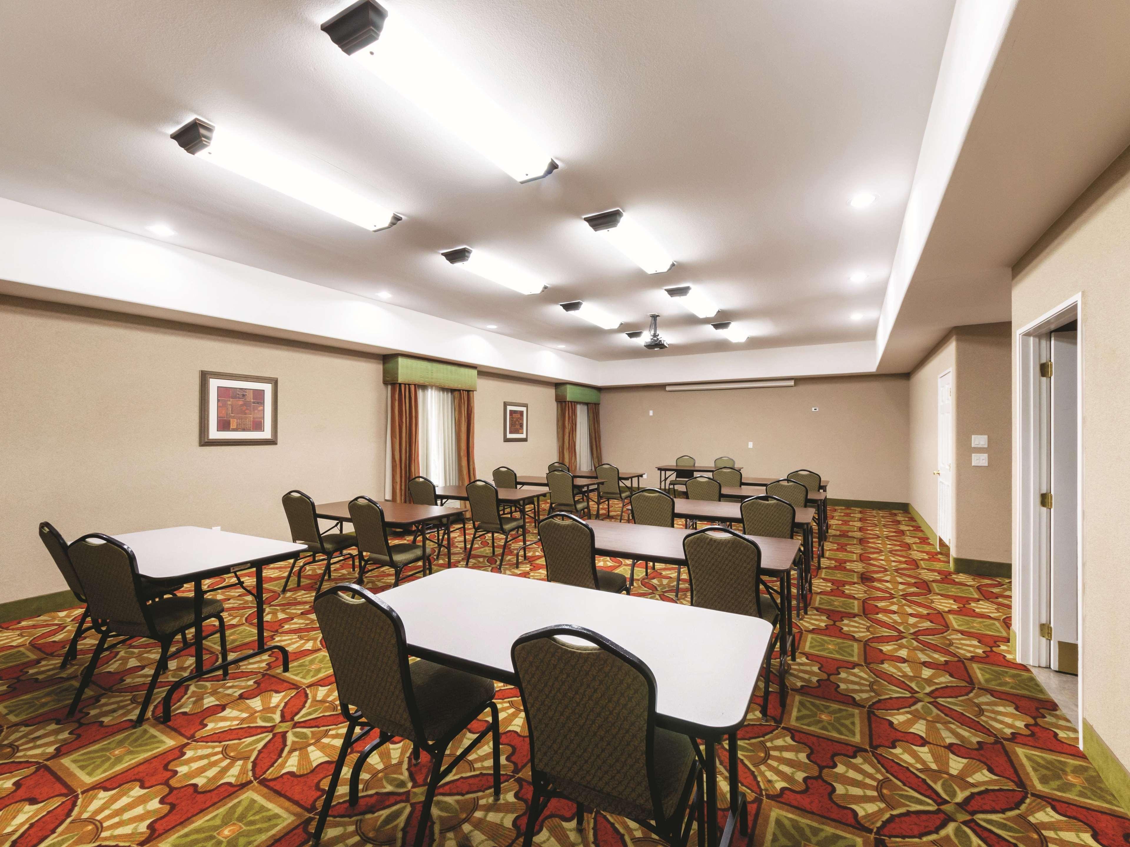 Centro de Negocios La Quinta Inn & Suites By Wyndham Pharr Rgv Medica