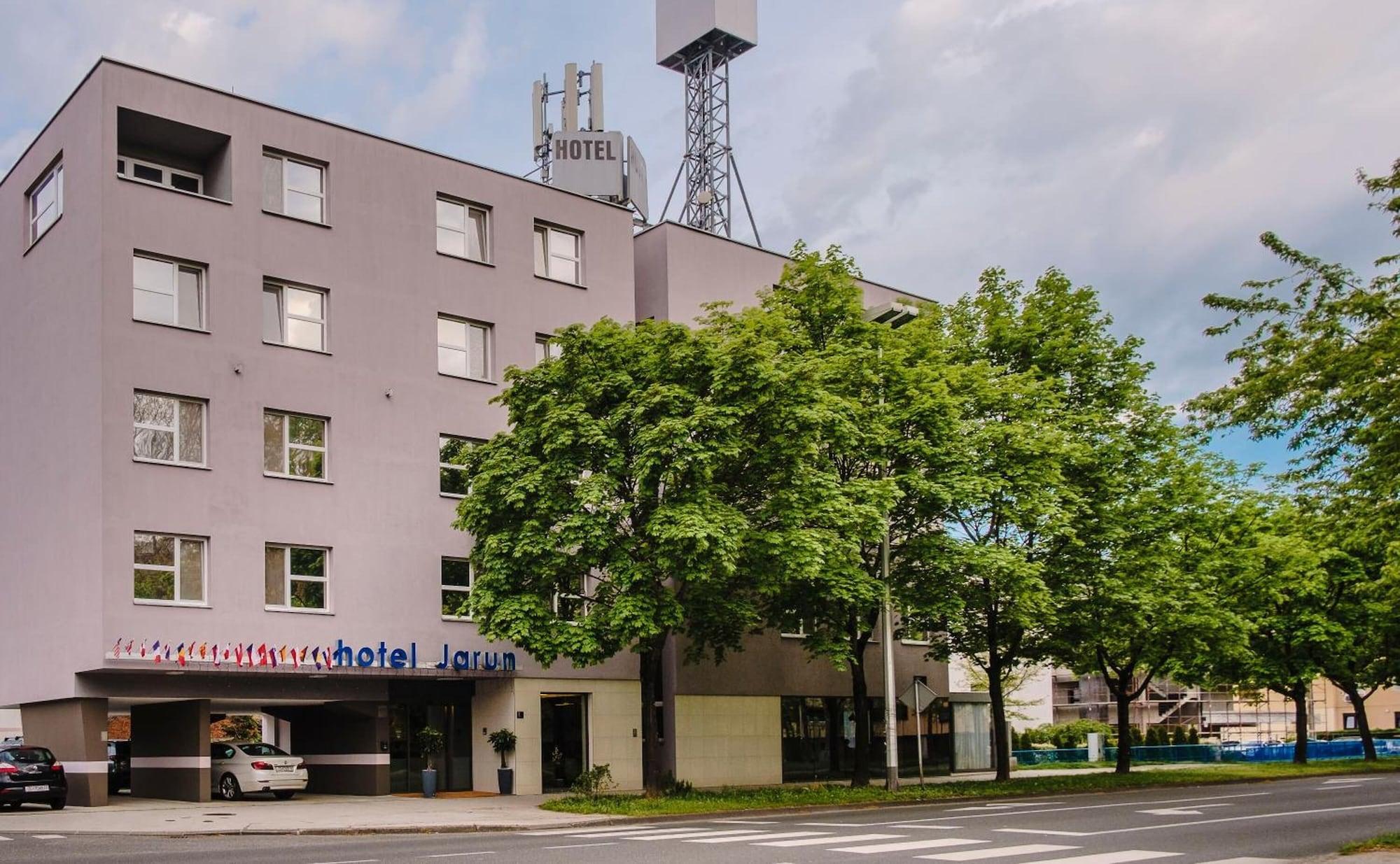 Vista Exterior Hotel Jarun