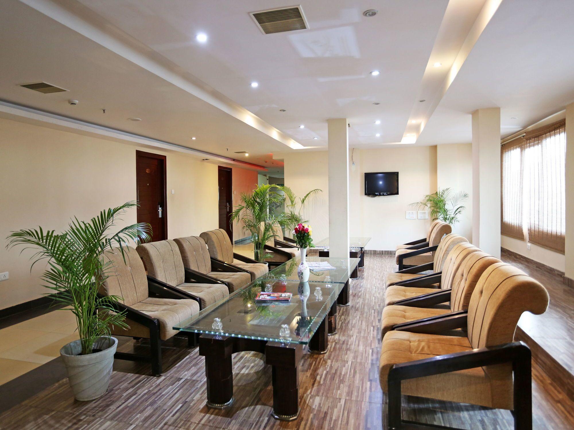 Vista Lobby OYO Flagship 061 Tirupati Railway Station