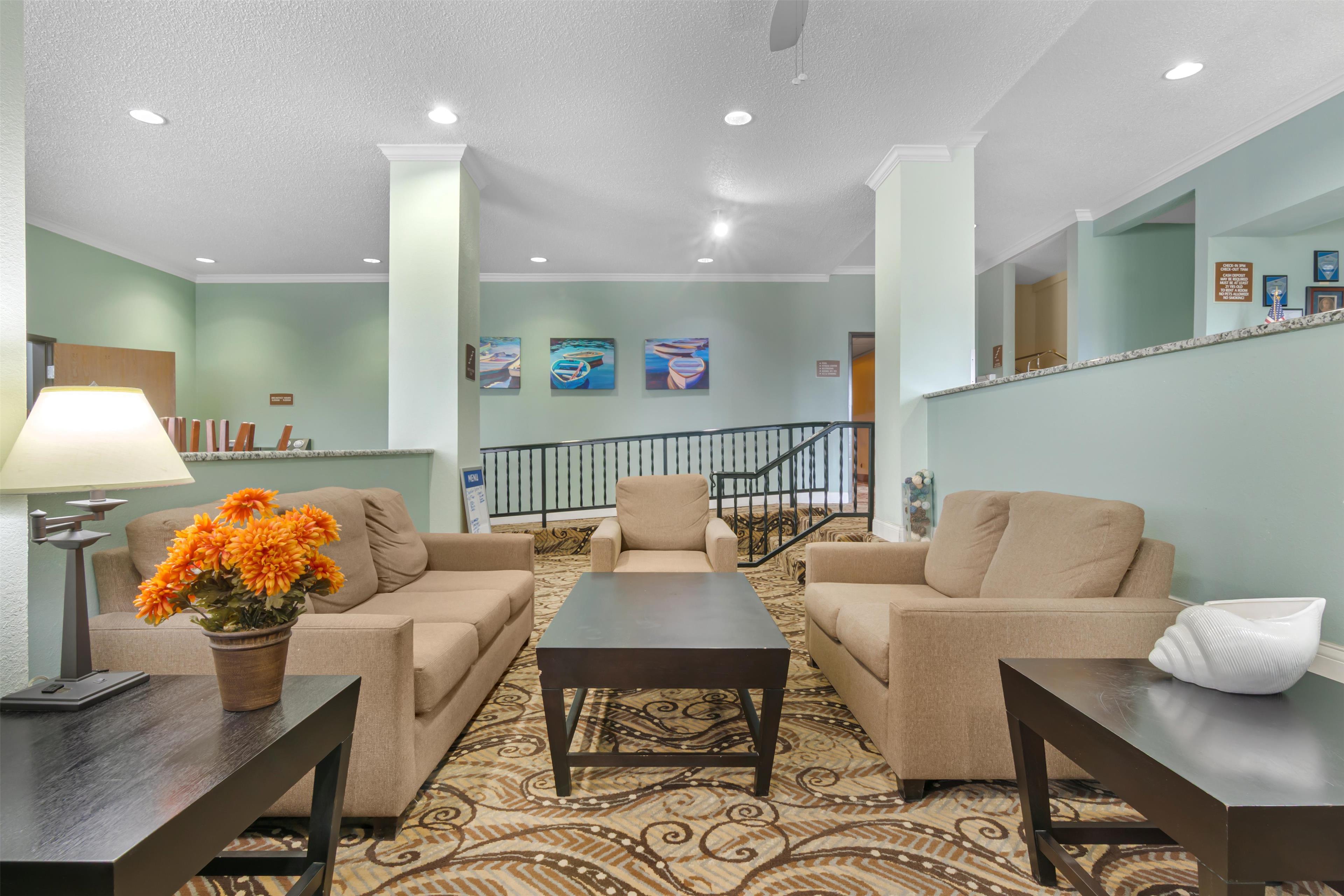 Vista Lobby Best Western Teal Lake Inn