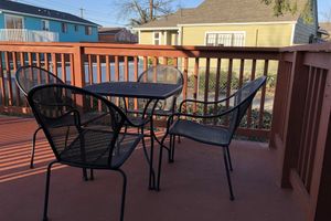 Alojamiento - Rainier Guesthouse (Walk to Metro)