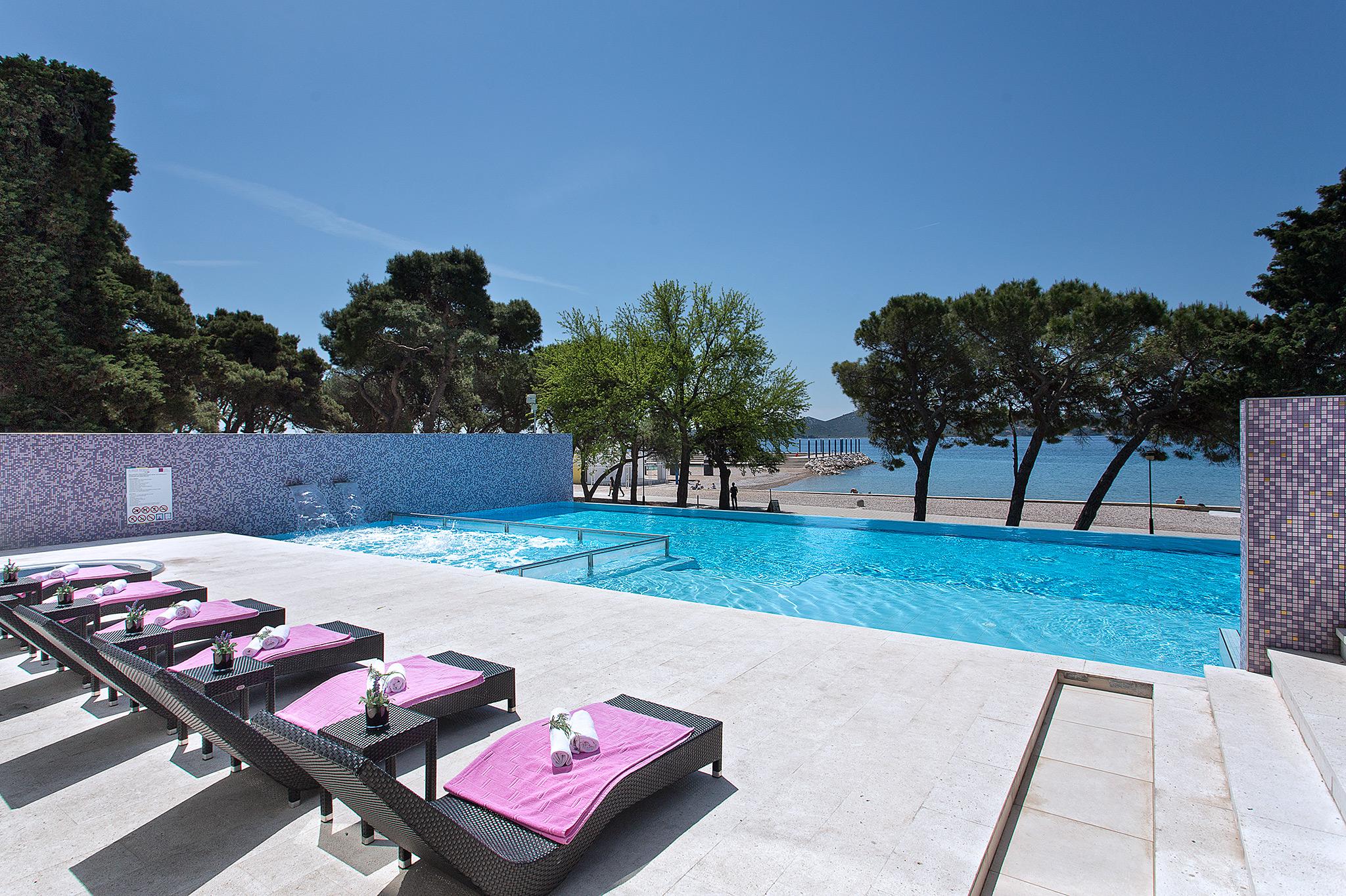 Vista Exterior Adriatic