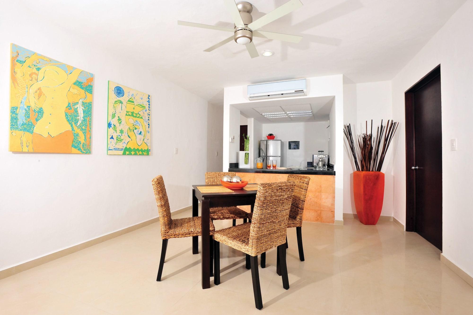 Varios Bambu Suites - Near Quinta Avenida