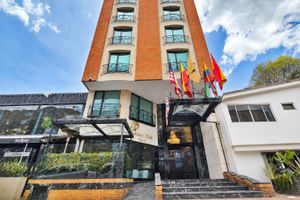 Alojamiento - Hotel Embassy Park