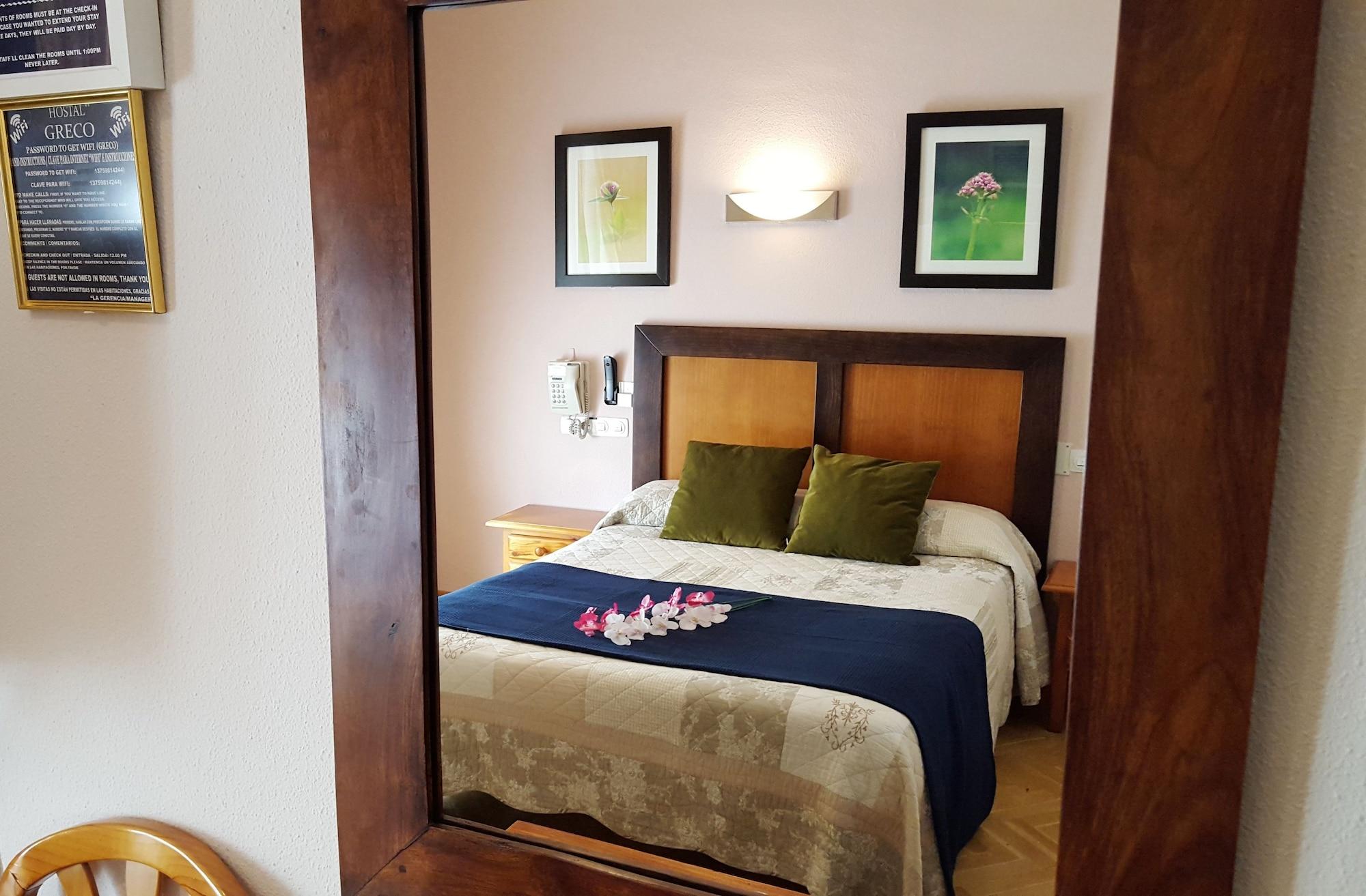 Equipamiento de Habitación Hostal Greco Madrid