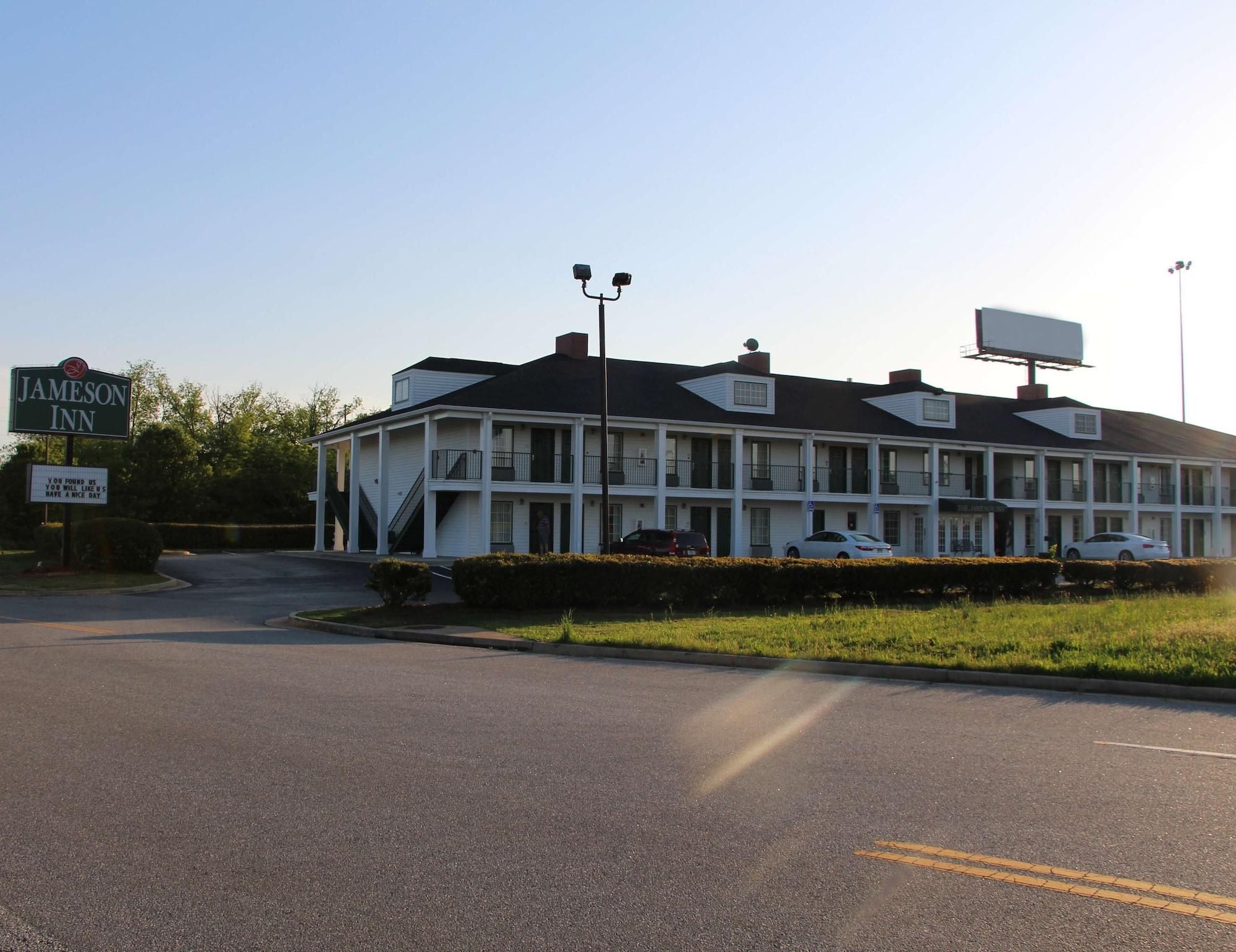Vista Exterior Jameson Inn Perry