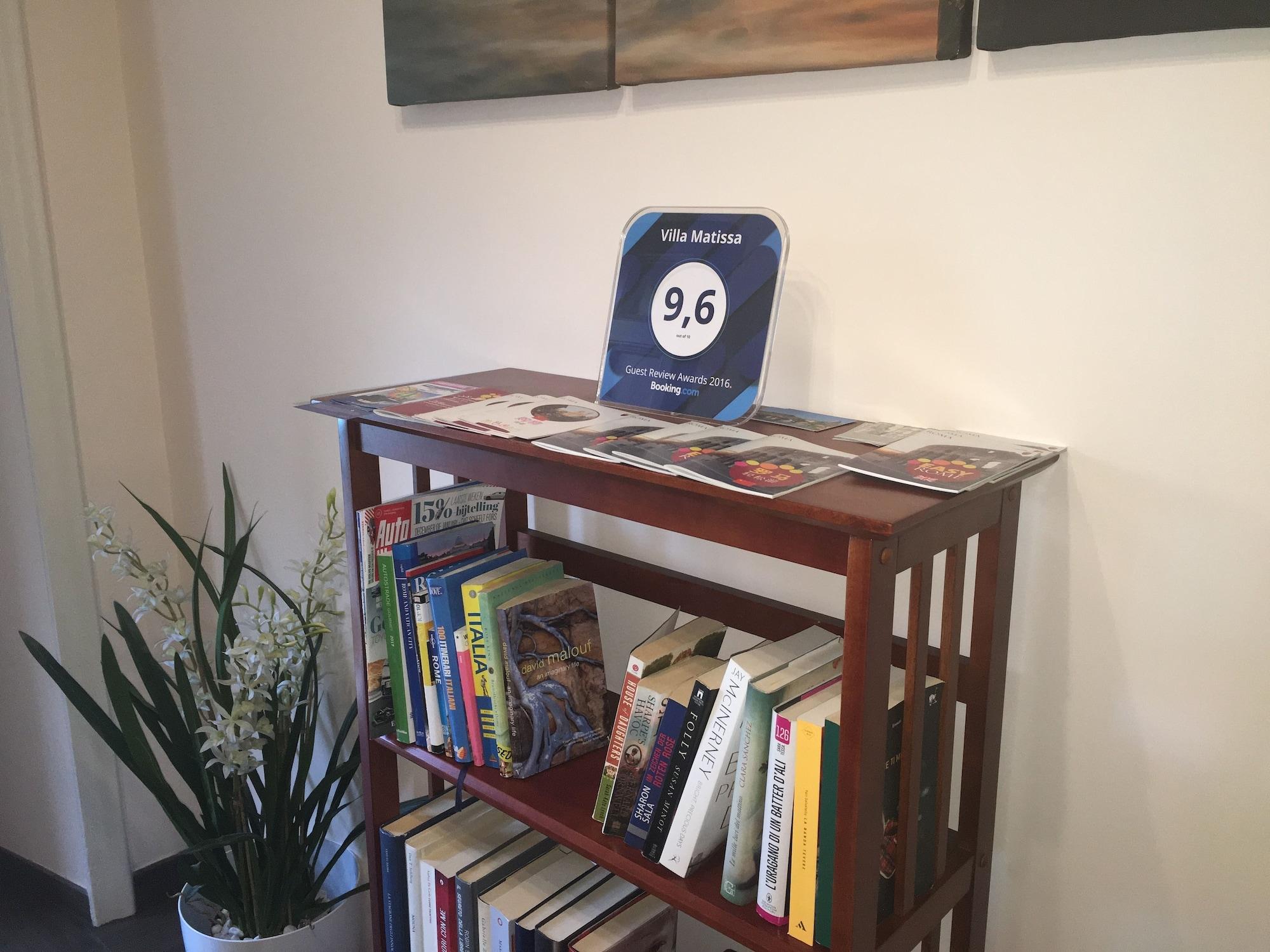 Vista Lobby Villa Matissa