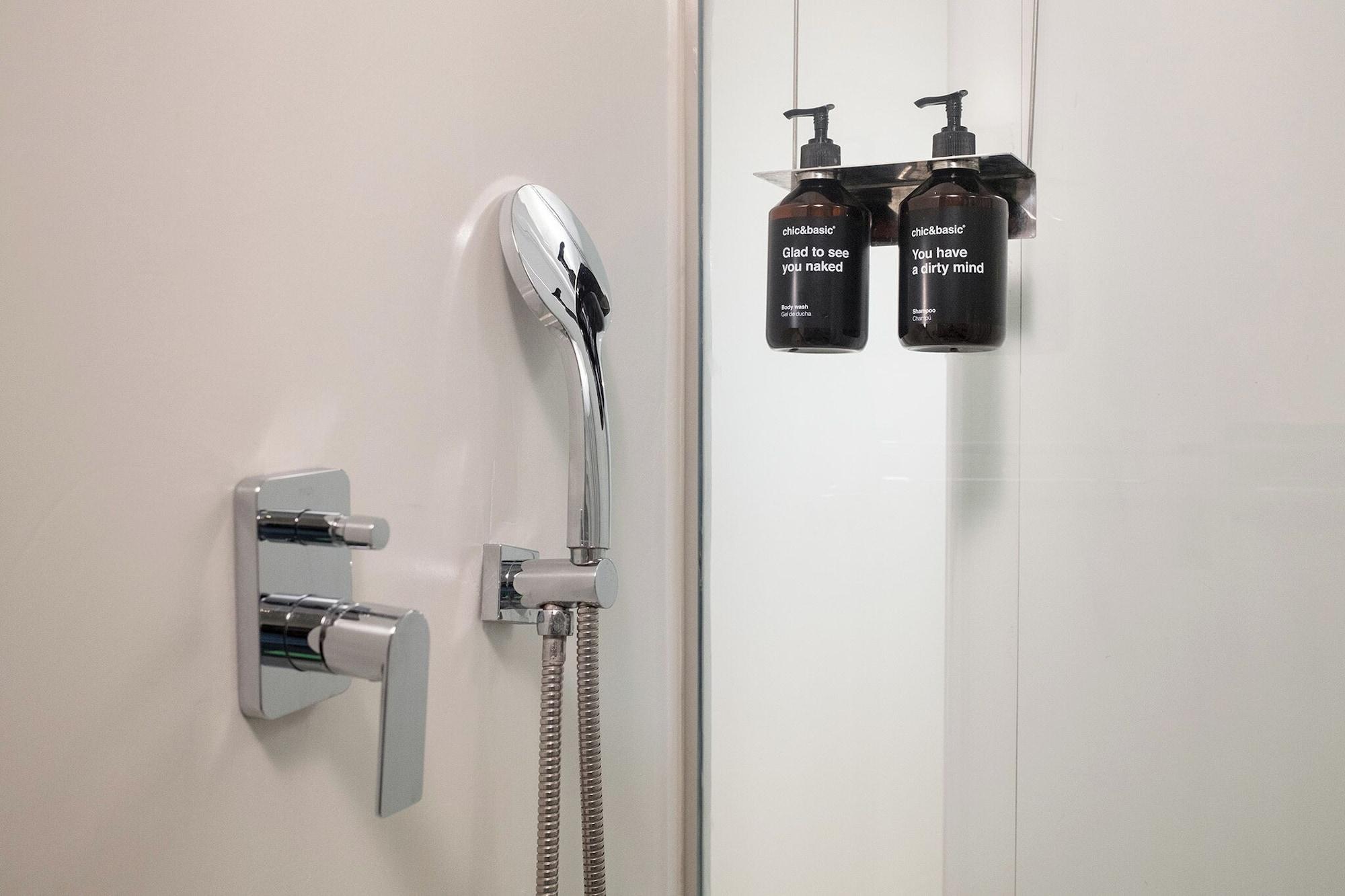 Equipamiento de Habitación chic&basic Tokyo Hoose