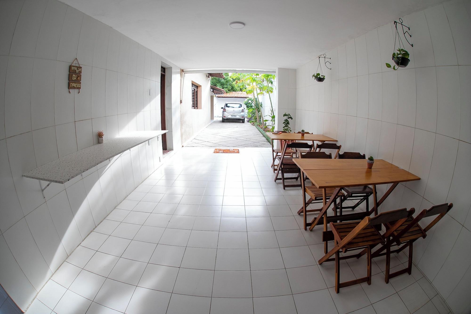 Restaurant A Oca Hostel Bar