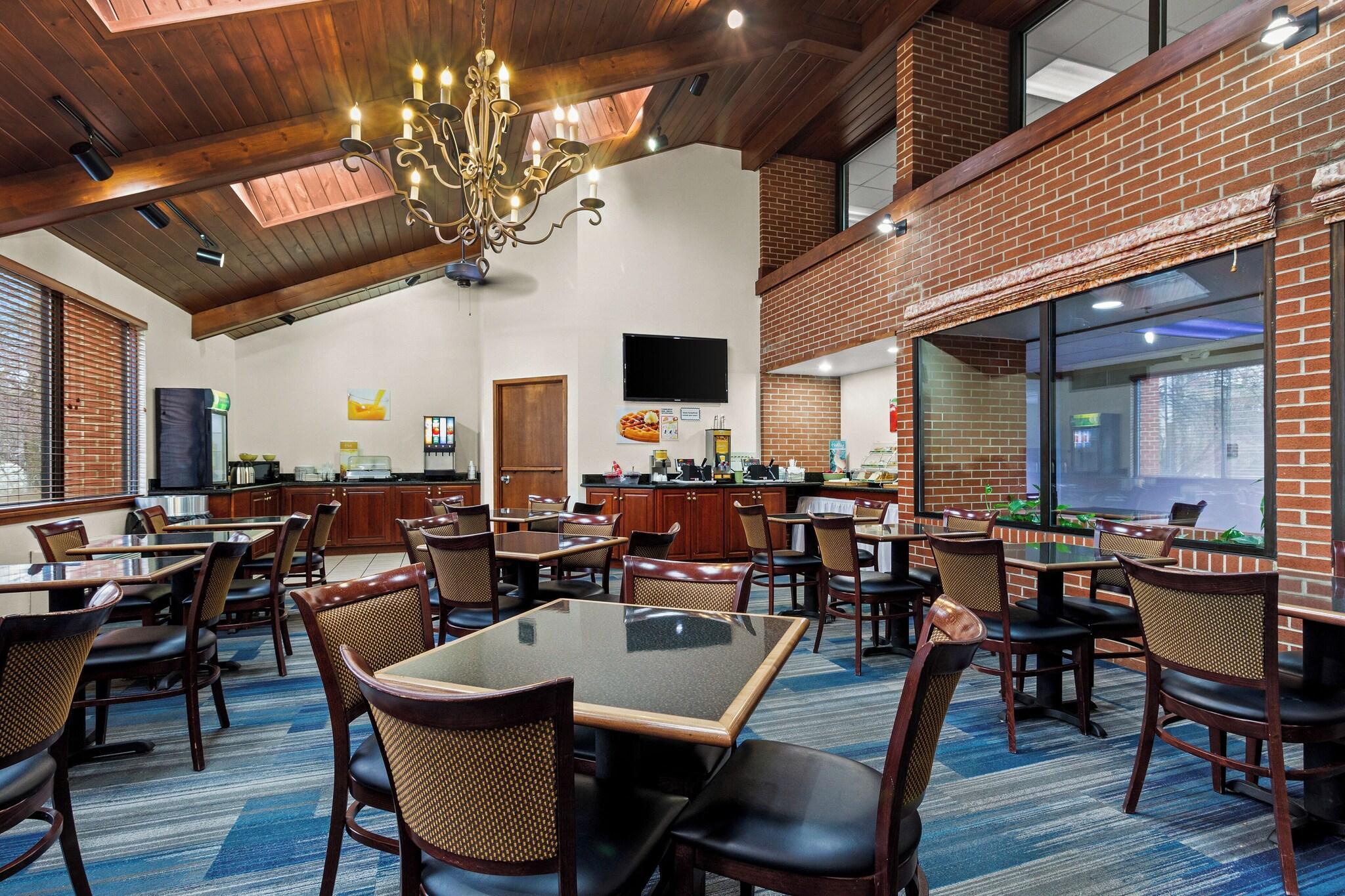 Restaurant Quality Inn & Suites Altoona