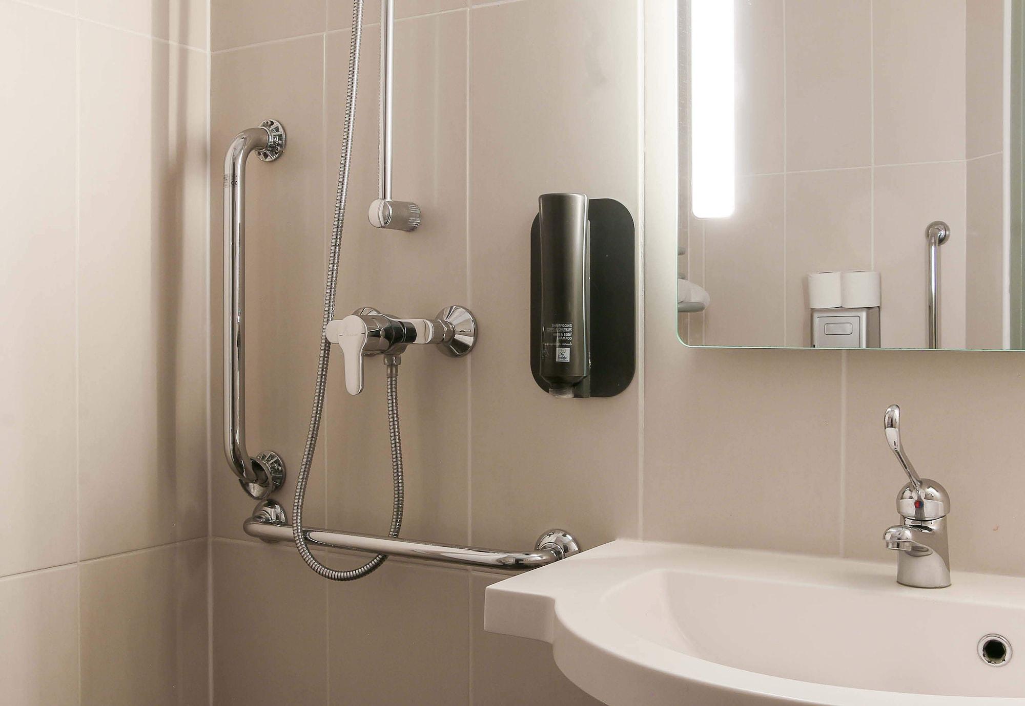 Equipamiento de Habitación B&B HOTEL Marseille Estaque