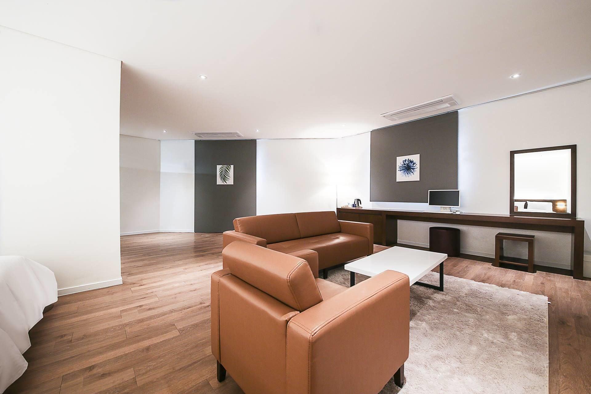 Set de Habitación Golden River Hotel