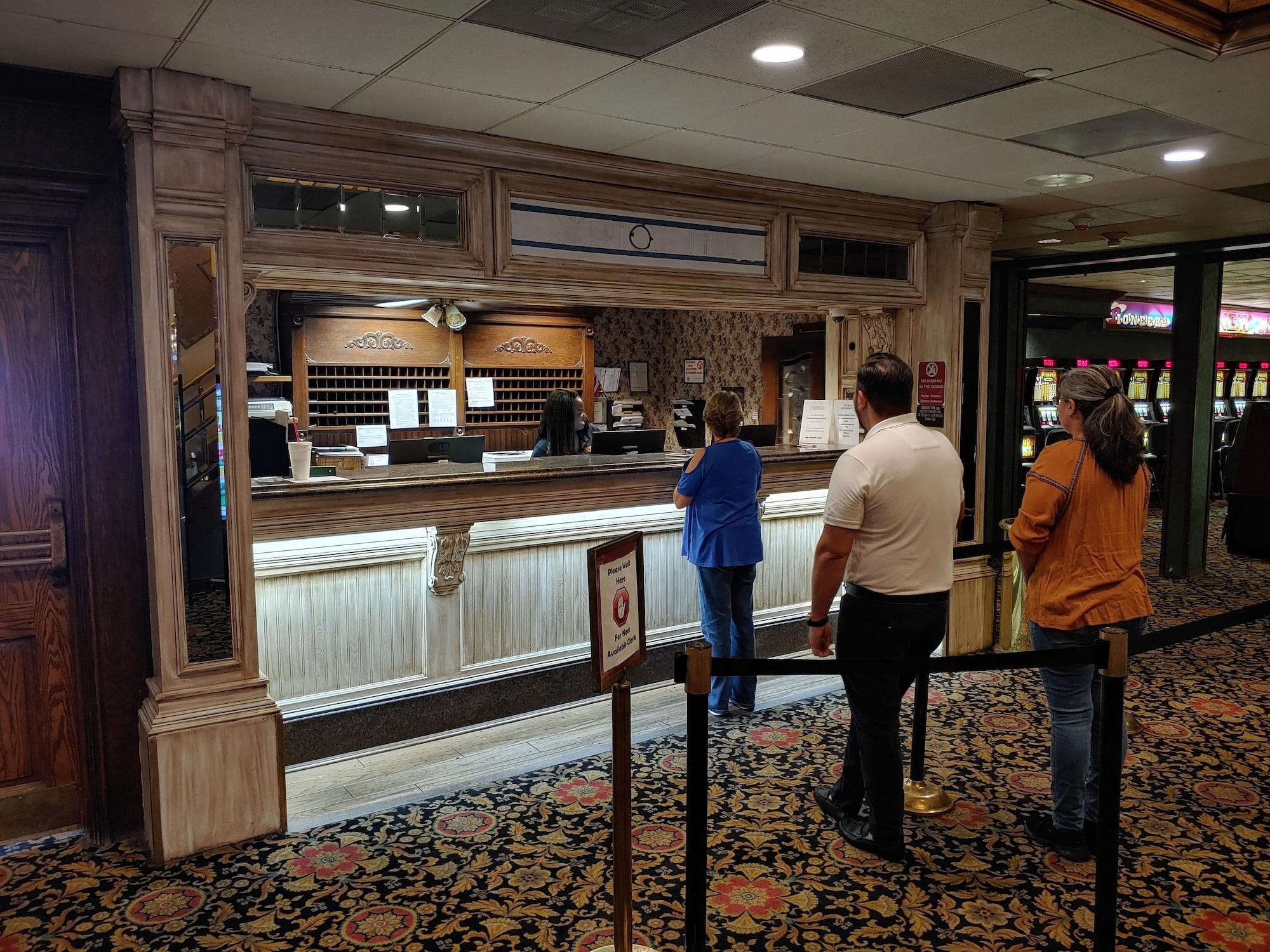 Vista Lobby The New Pioneer