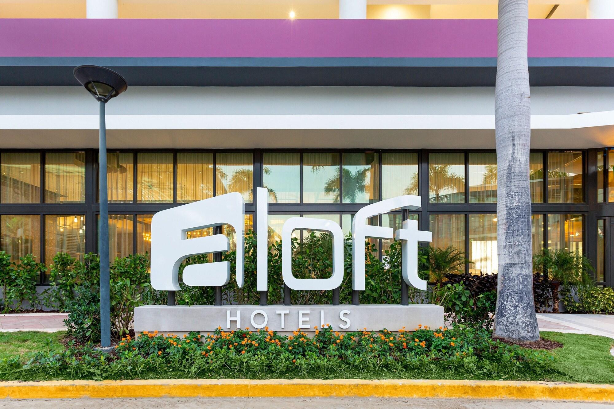Vista Exterior Aloft San Juan