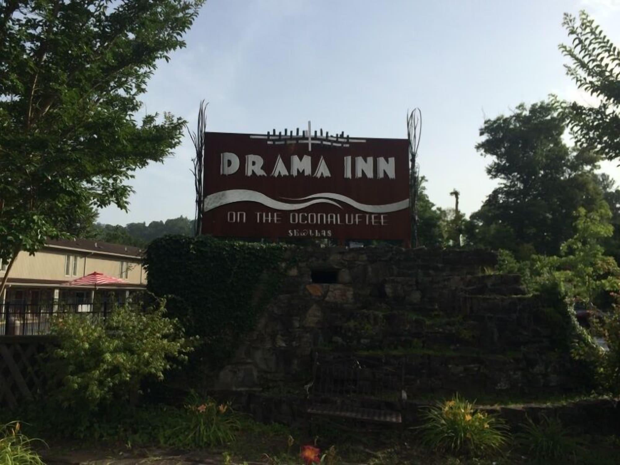 Varios Drama Inn