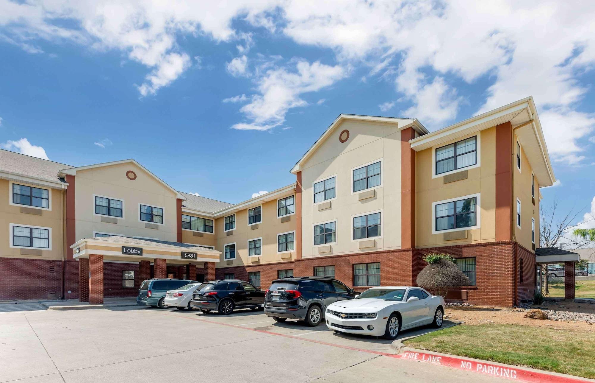 Vista Exterior Extended Stay America Suites Fort Worth City View