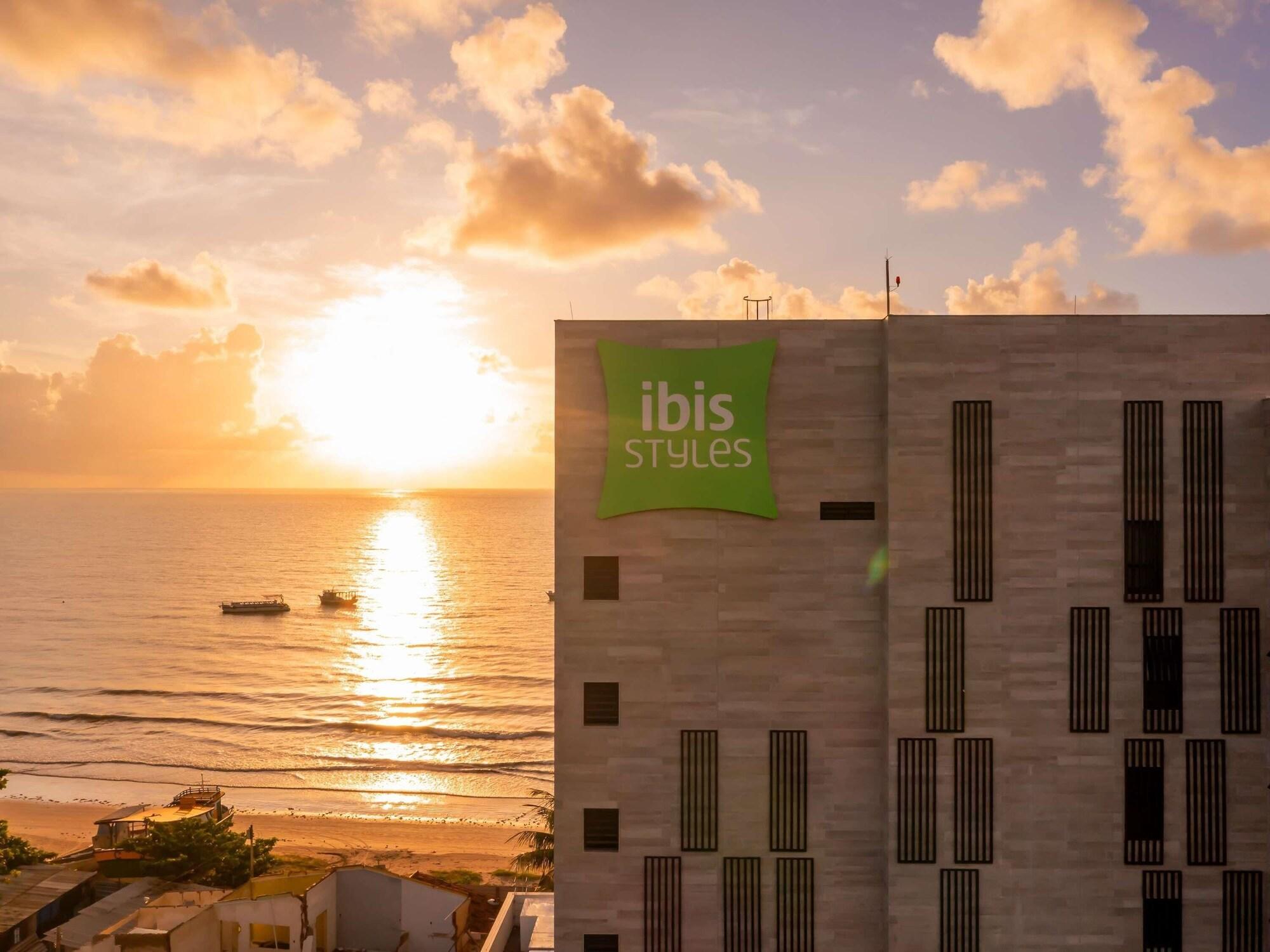 Vista Exterior Ibis Styles Maragogi