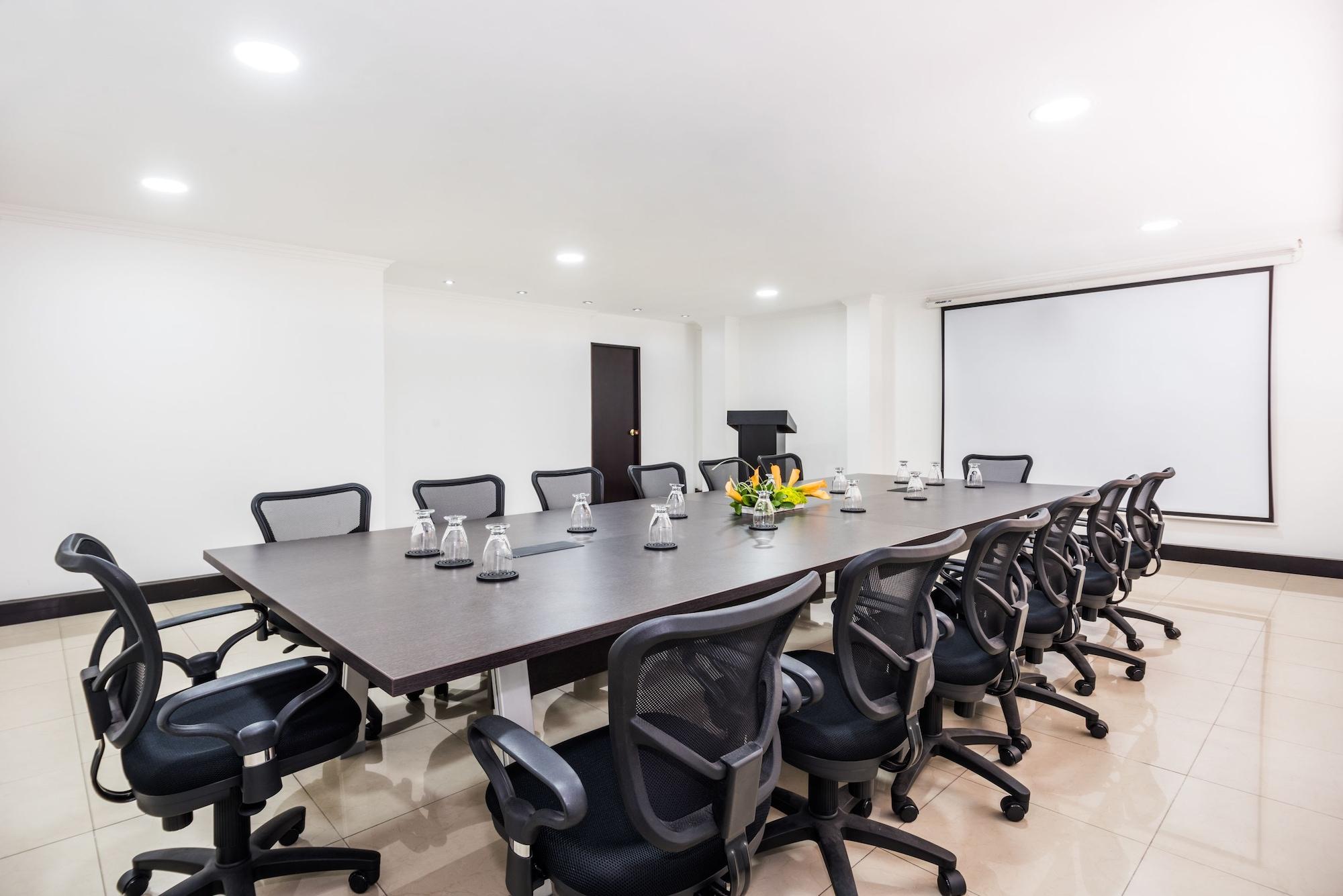 Sala de Reuniones Hotel Andes Plaza