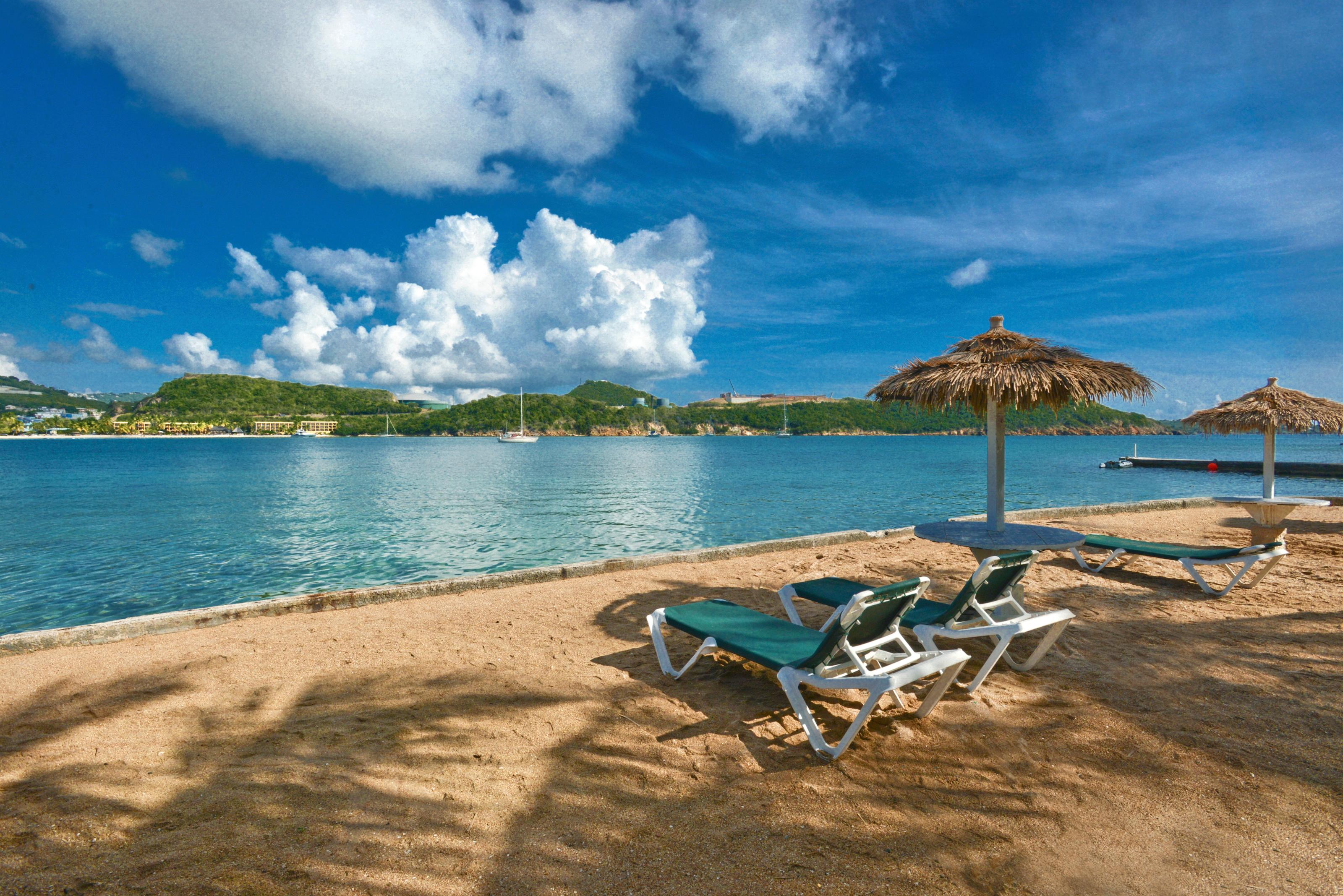 Playa Lindbergh Bay Hotel and Villas