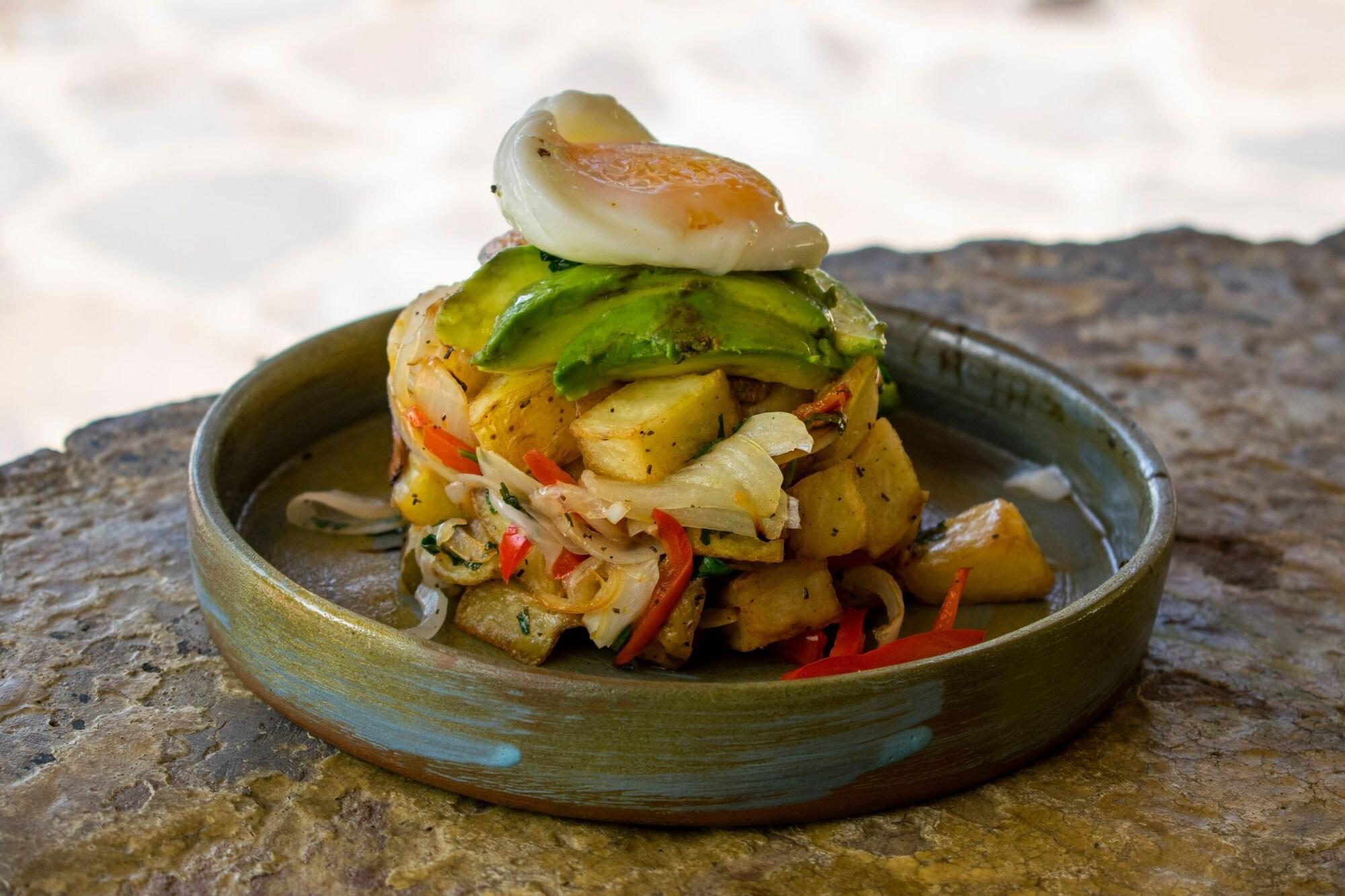 Restaurant Selina Athens Theatrou