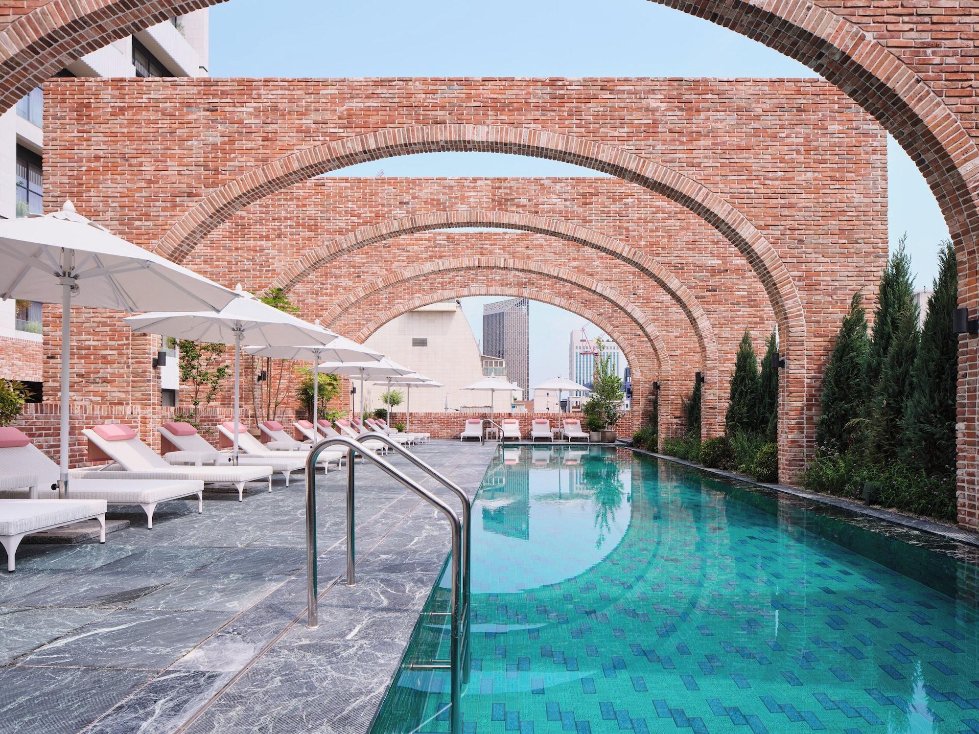 Vista Piscina ANANTI AT GANGNAM