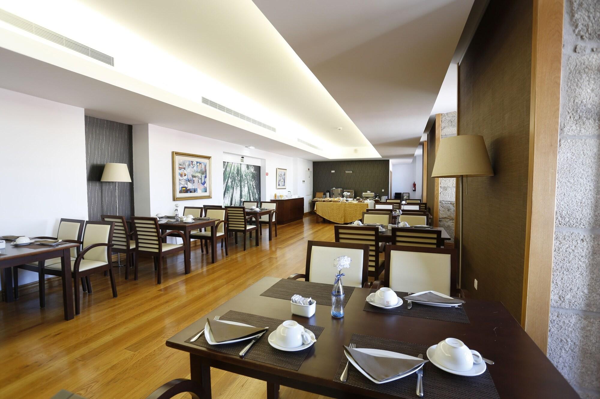 Restaurant Montebelo Palácio dos Melos Viseu Historic Hotel