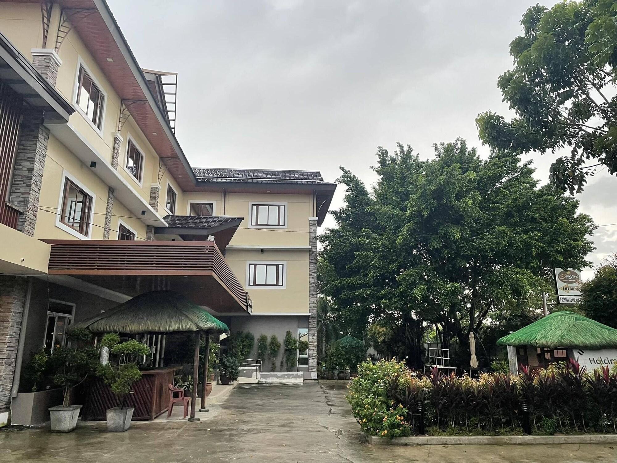 Varios Sarojus Farmview Hotel