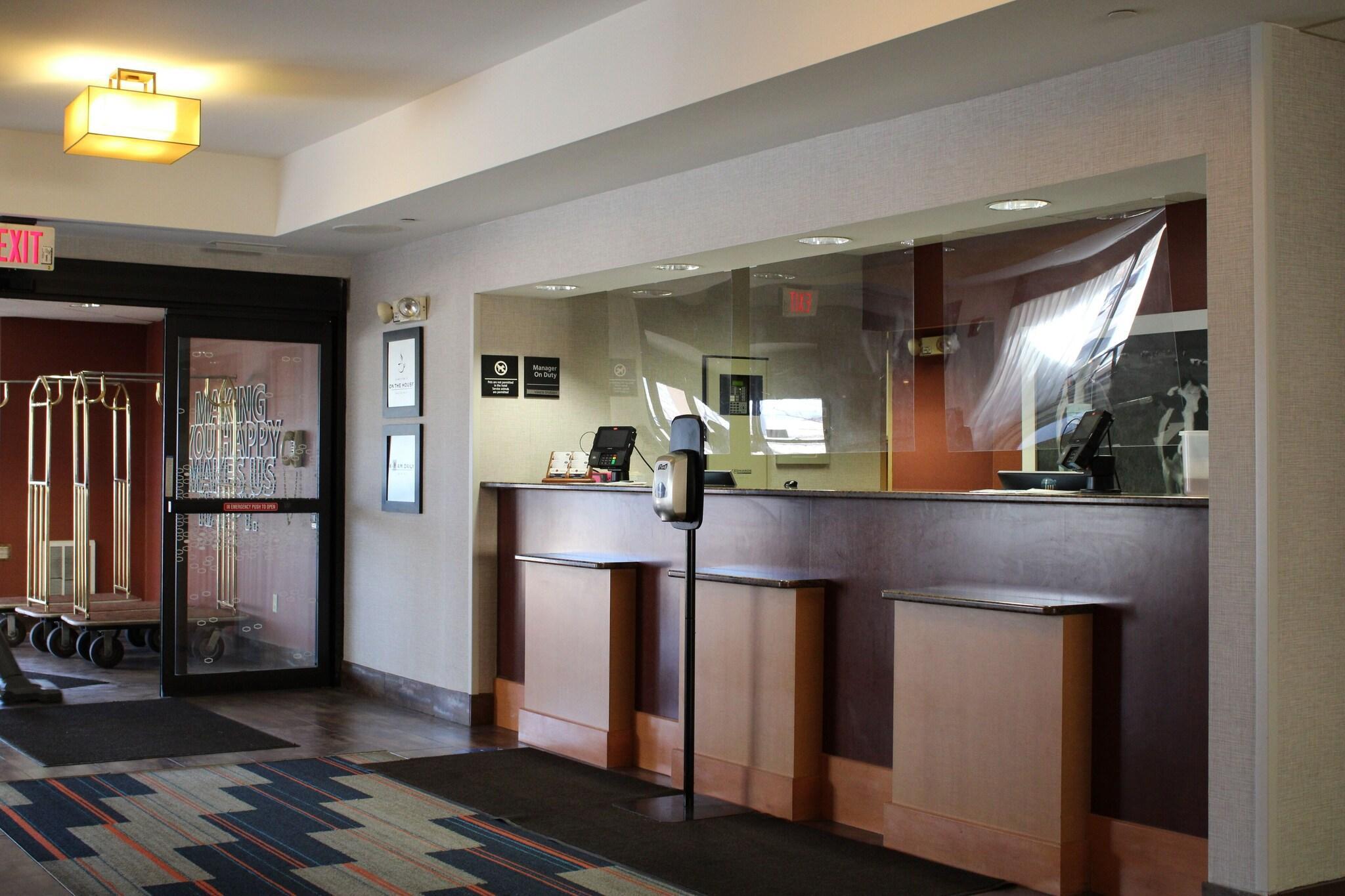 Vista Lobby Hampton Inn Lacrosse/Onalaska