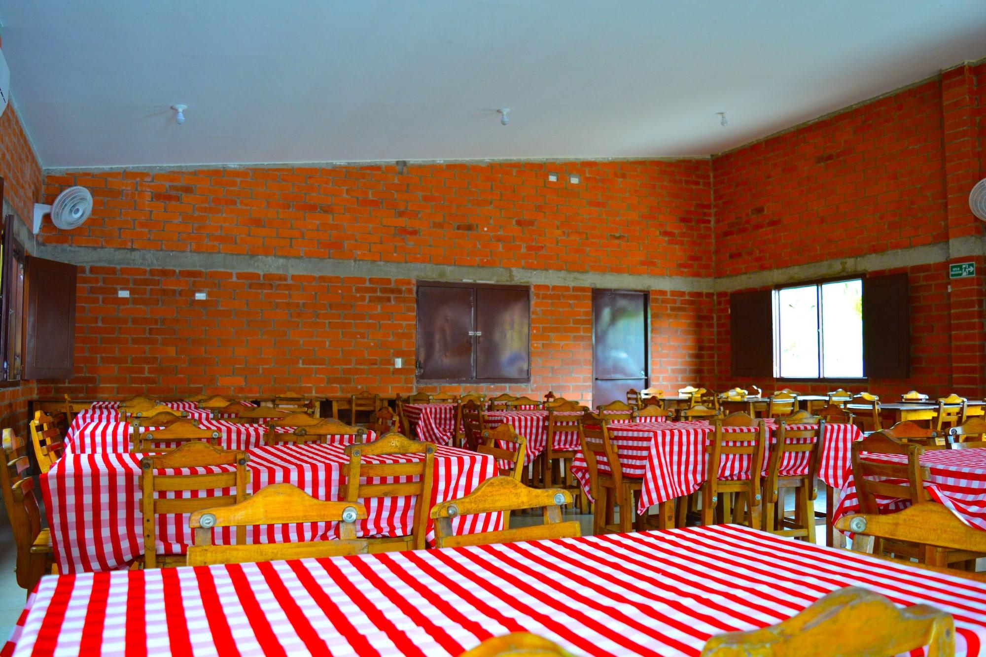 Restaurant Hostal Valle De Las Camelias