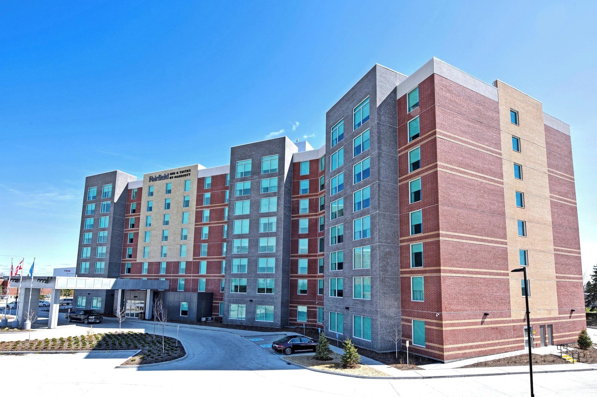 Vista Exterior Fairfield Inn & Suites by Marriott Ottawa Airport