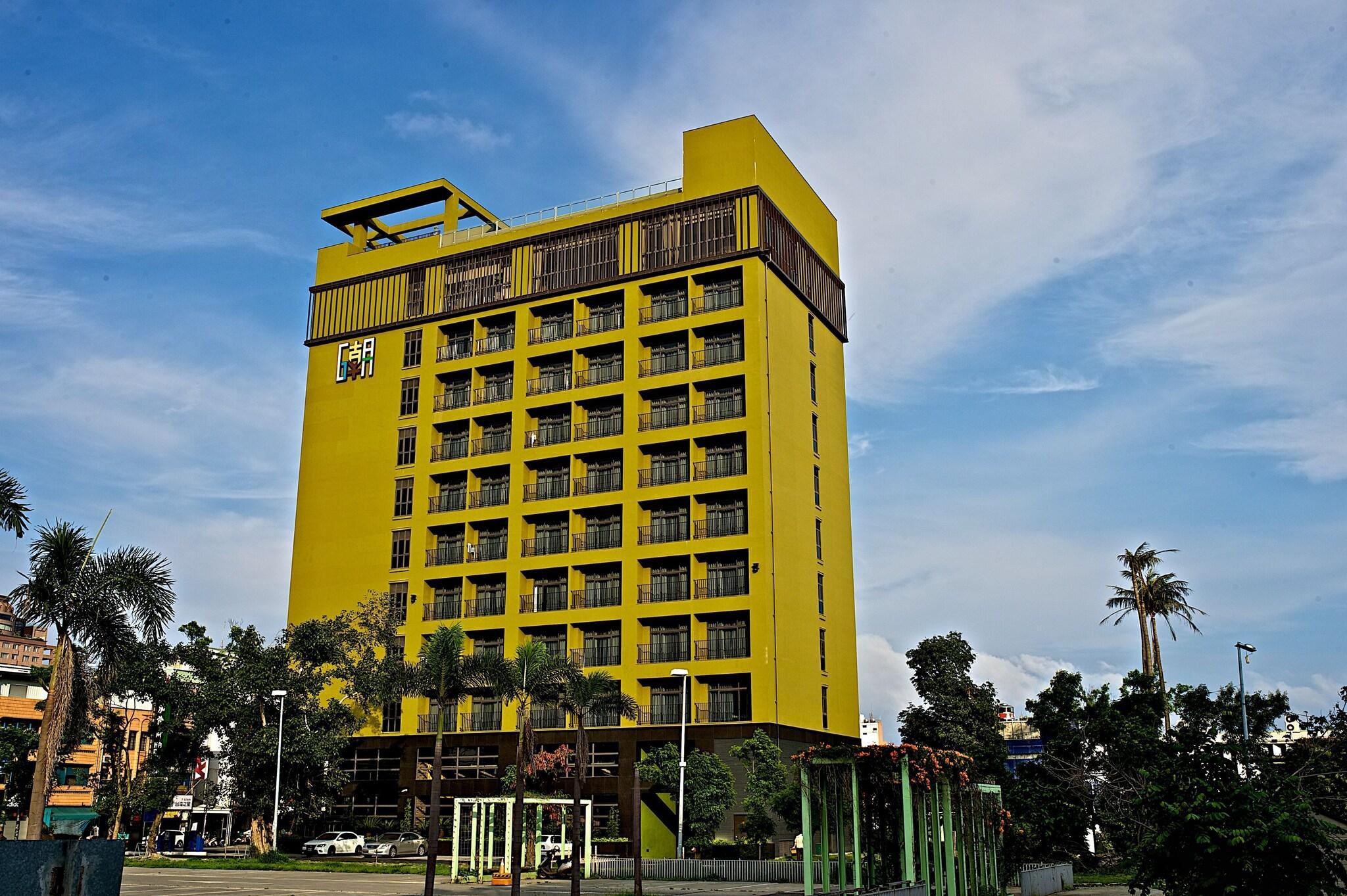 Vista Exterior The Gaya Hotel