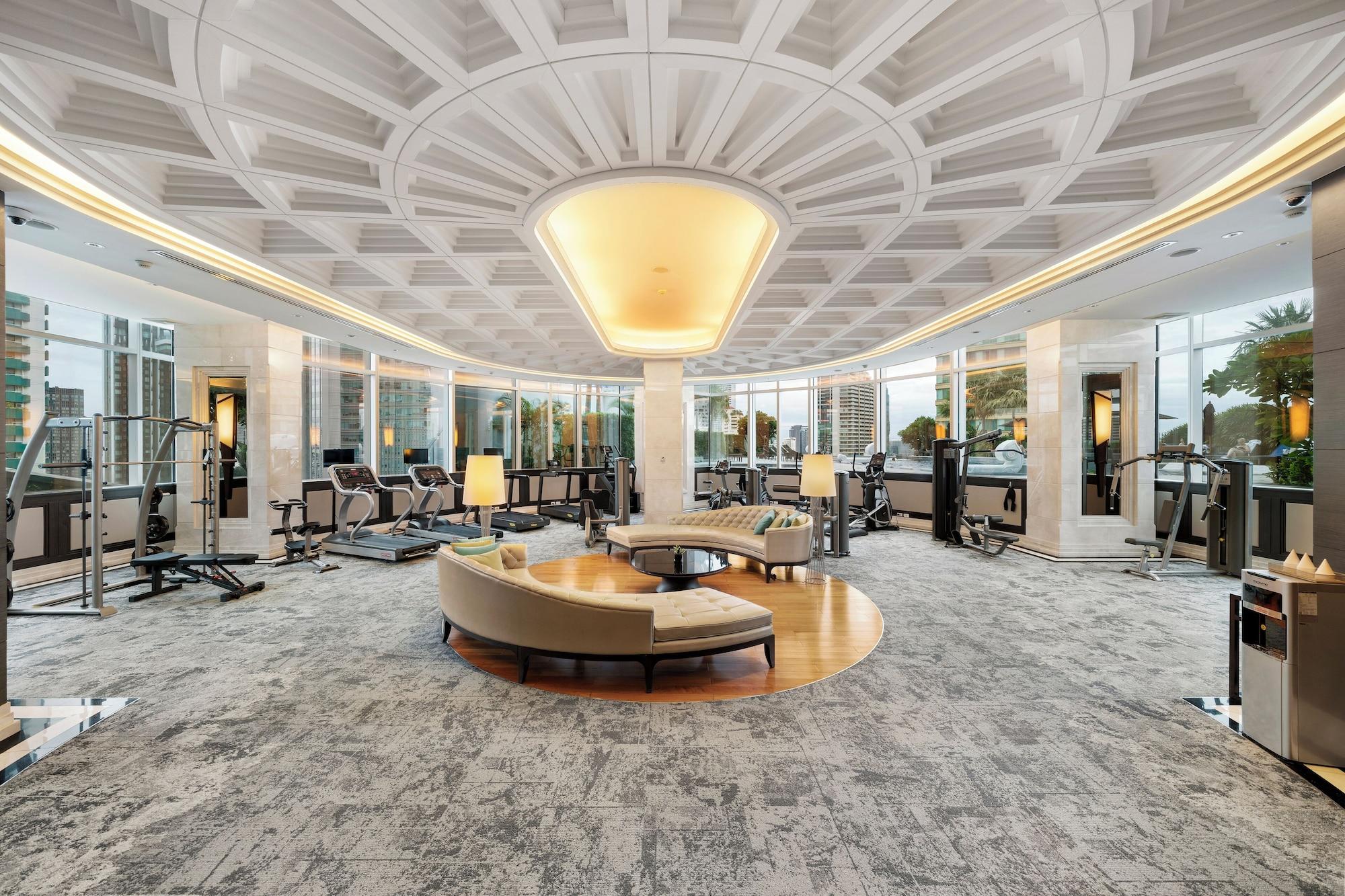 Gimnasio Grande Centre Point Hotel Terminal 21