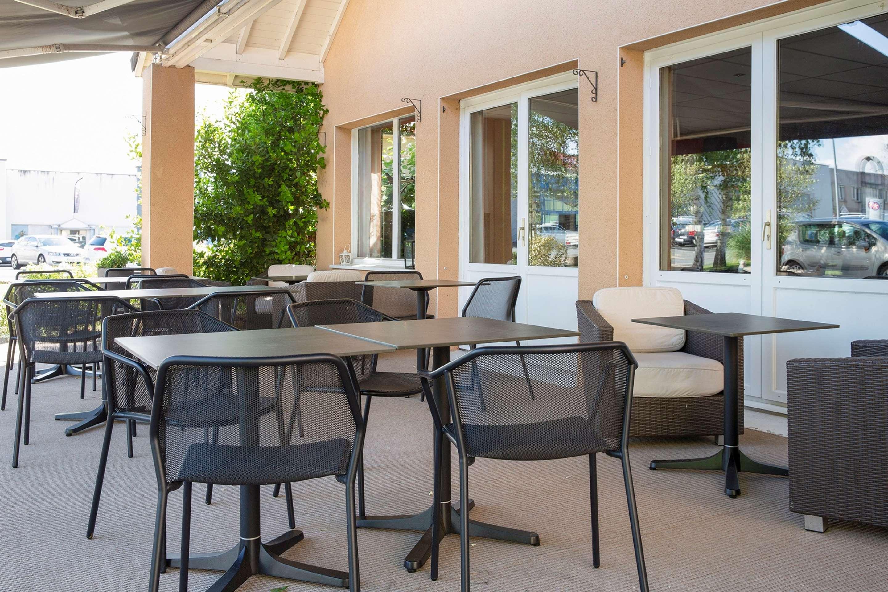 Vista Exterior Sure Hotel by Best Western Chateauroux