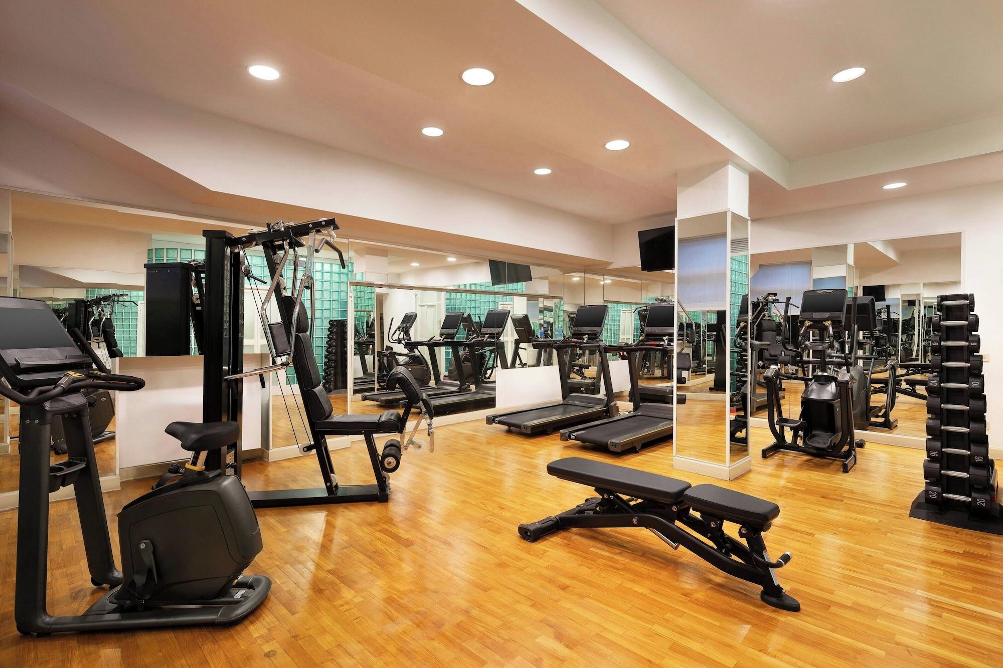 Gimnasio Sina Villa Medici, Autograph Collection