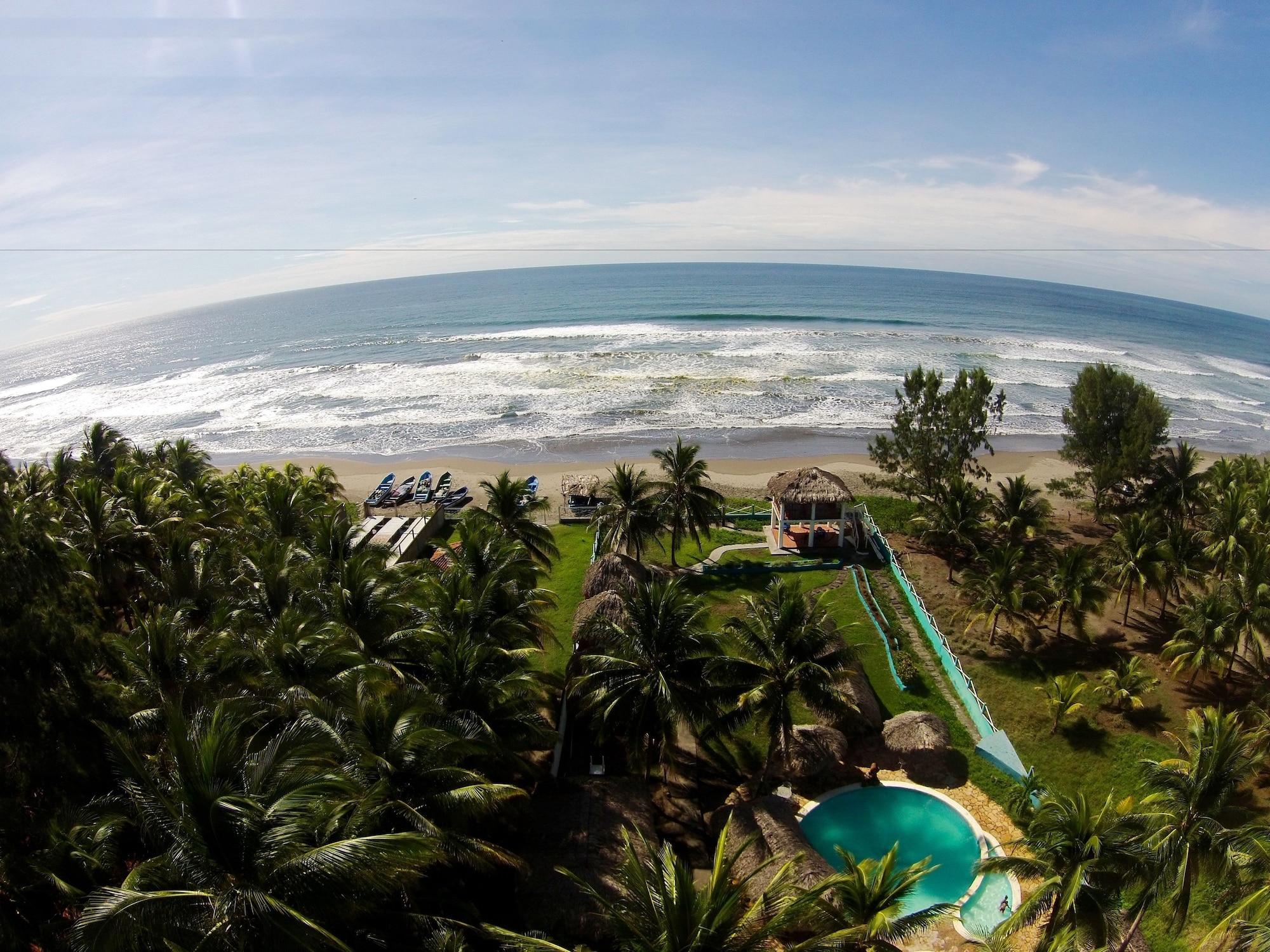Vista Exterior Azul Surf Club